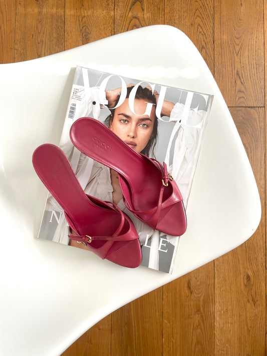 Vintage Gucci kitten heels