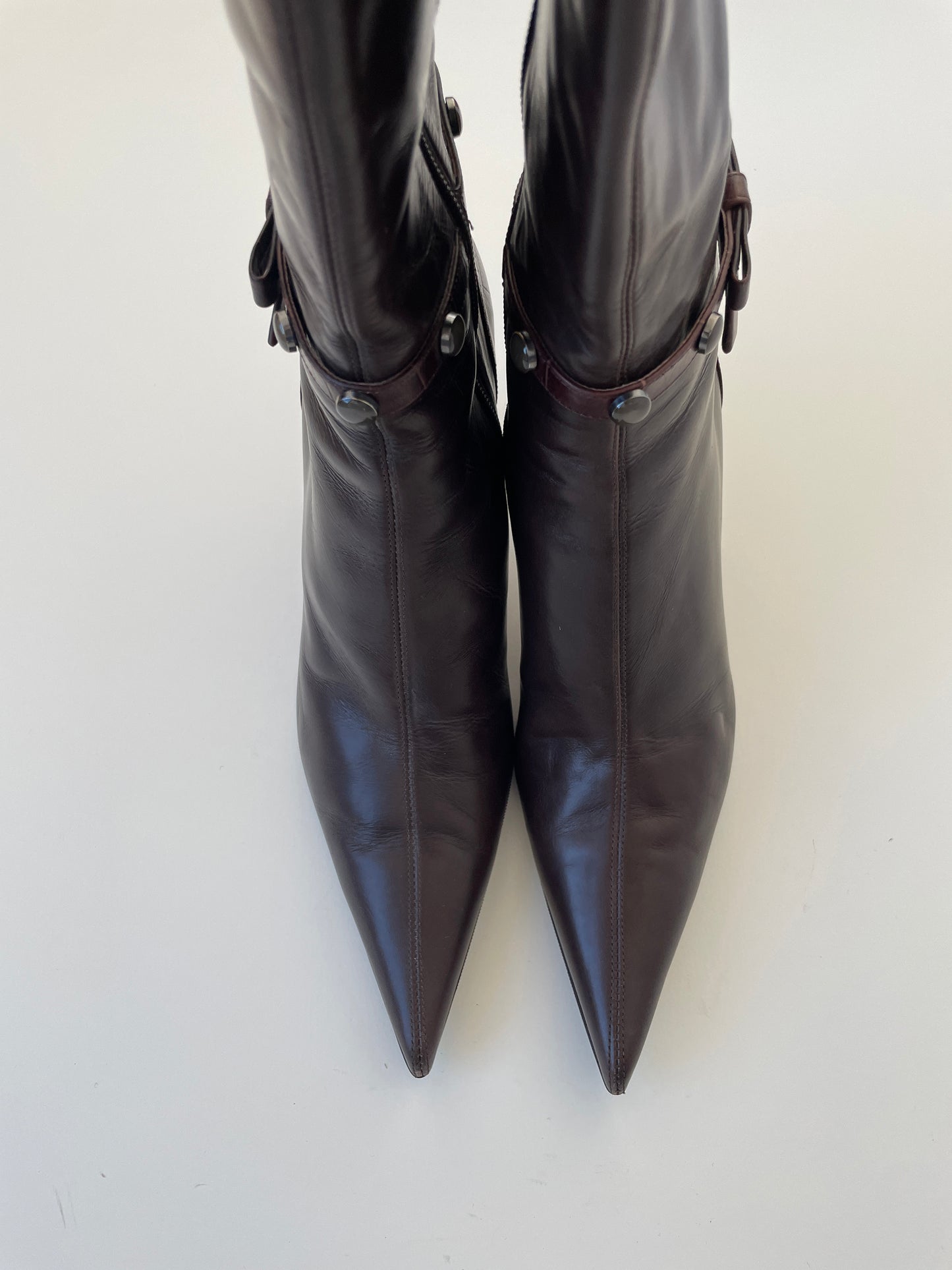 Escada 2000s chocolate croco brown bow boots (EU 39 / US 8.5)