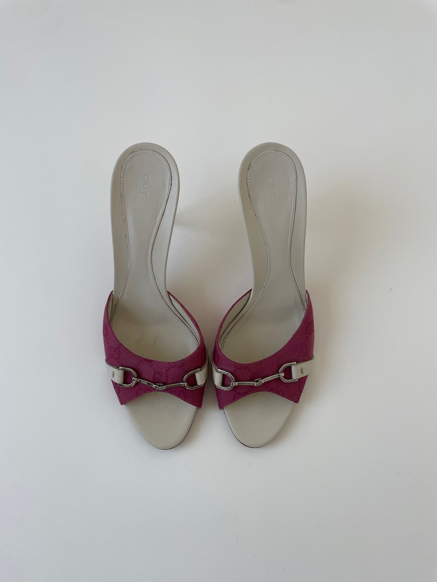 Vintage Gucci by Tom Ford raspberry monogram heels with silver slim horsebit details
