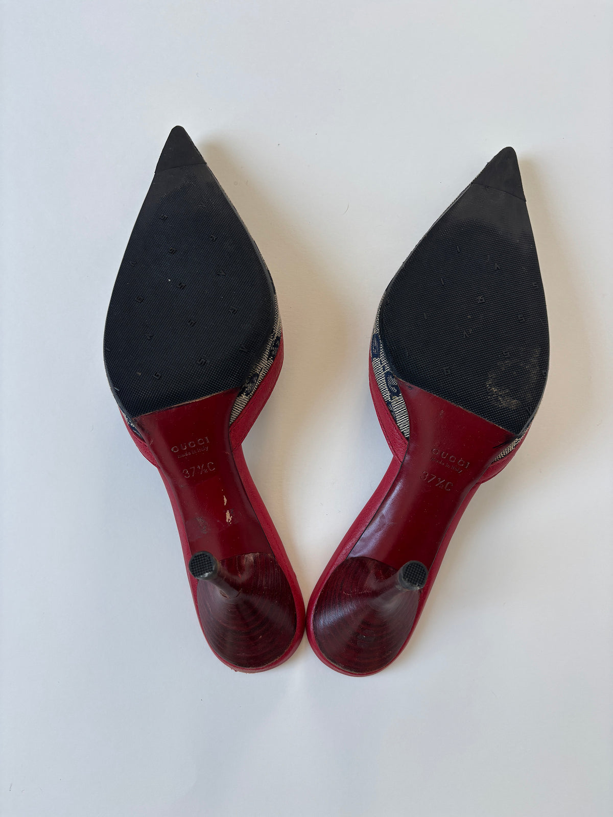 Gucci by Tom Ford 2000s red D-Ring monogram kitten heels (EU 37,5 / US 7)