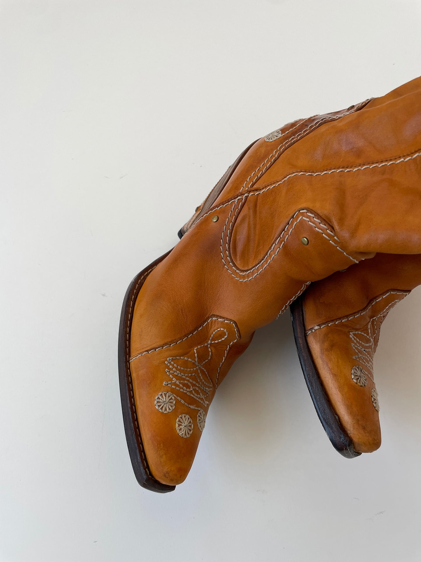 Christian Dior by John Galliano 2000s tan embroidered gaucho western boots (EU 38 / US 7.5)