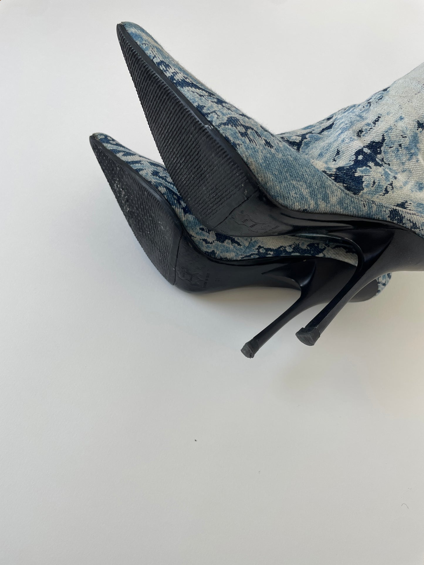 Roberto Cavalli 2000s denim tie dye boots (EU 37 / US 7)