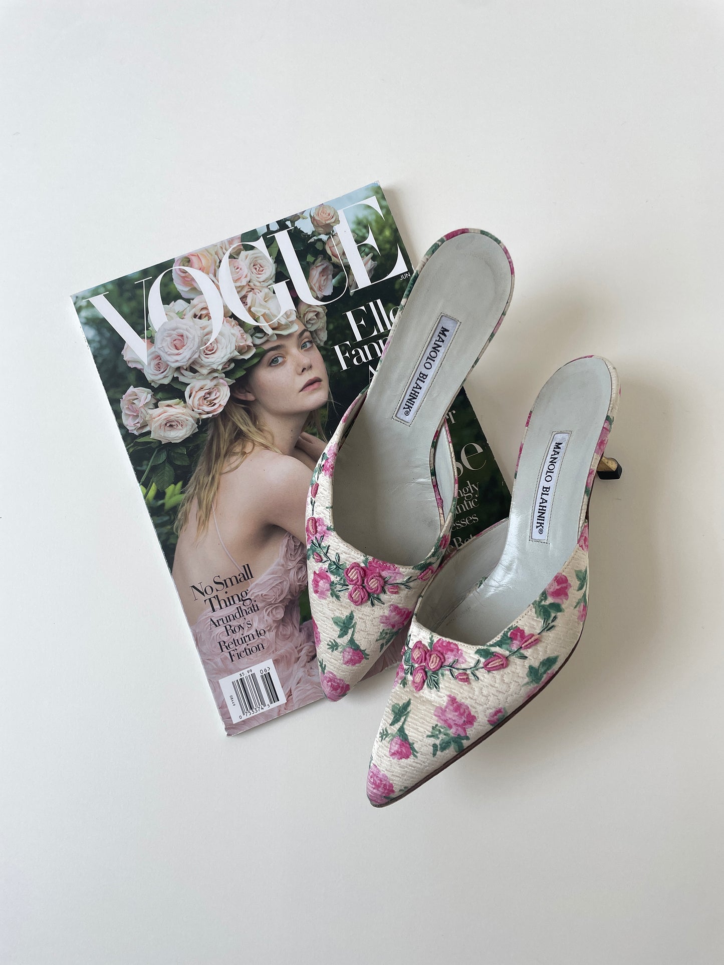 Vintage Manolo Blahnik 2000s white and pink silk roses kitten heel mules