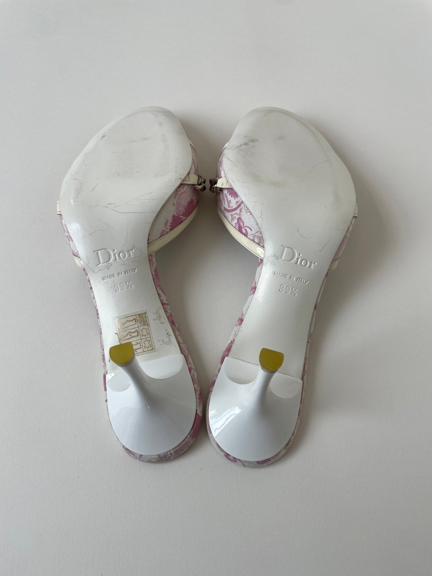 Christian Dior S/S 2003 by John Galliano white cherry blossom chain heels UNWORN (EU 39,5 / US 9)