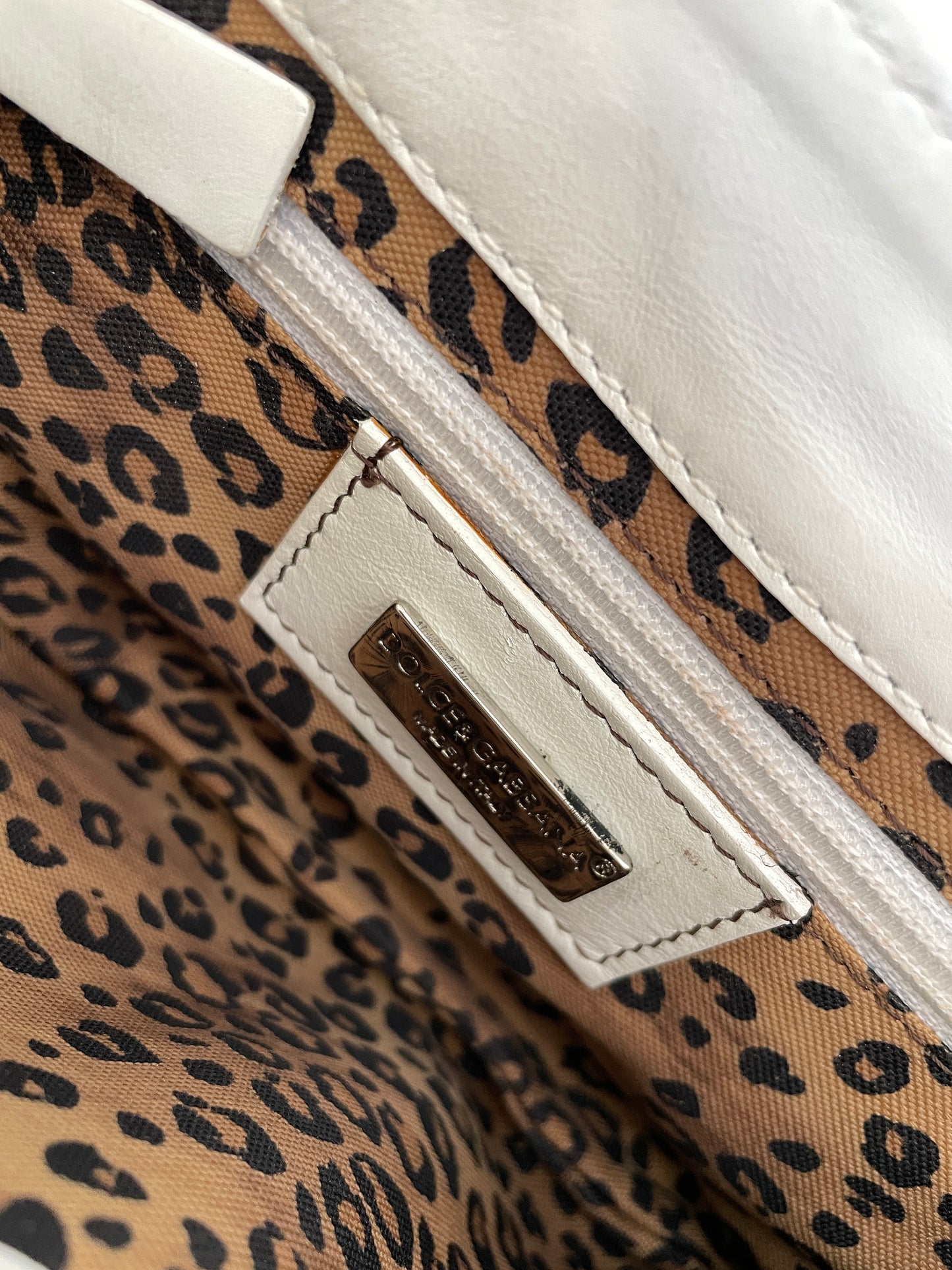 Dolce & Gabbana 2000s white D-ring baguette bag
