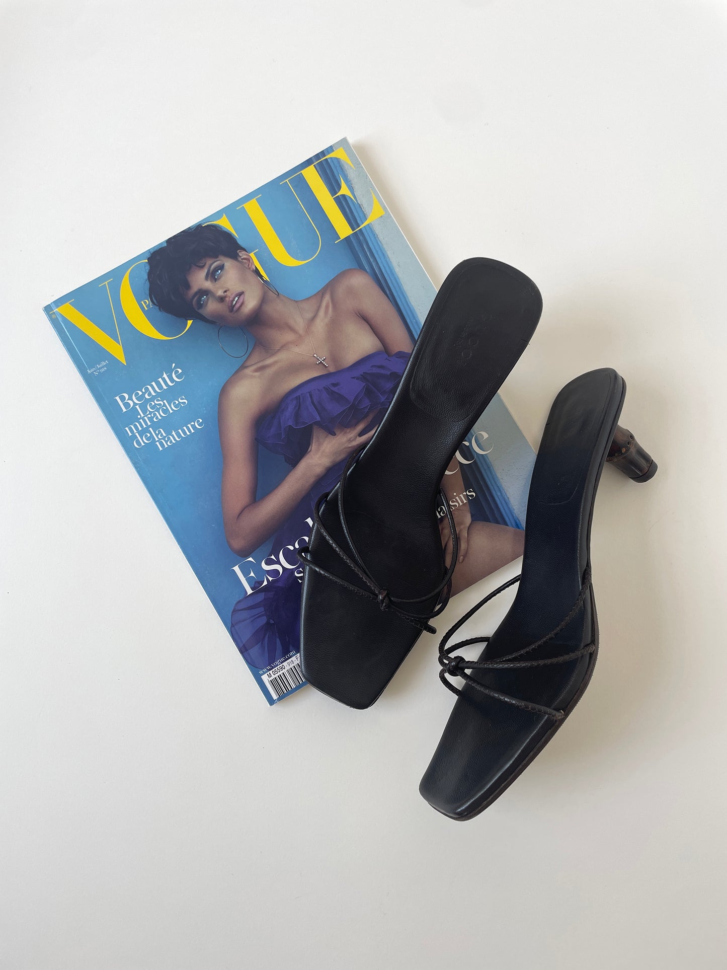 Vintage Gucci by Tom Ford iconic S/S 2002 dark brown bamboo kitten heels