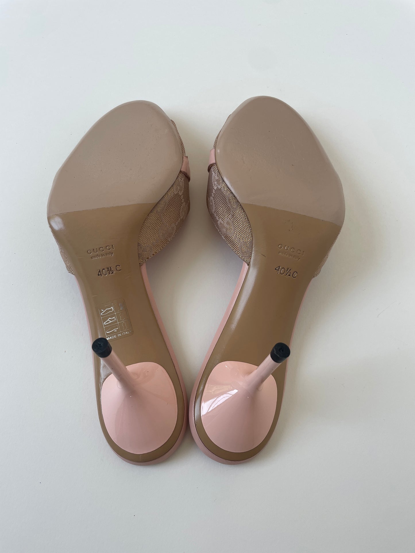 Gucci by Tom Ford 2000s pink slim monogram horsebit heels (EU 40,5 / US 10)