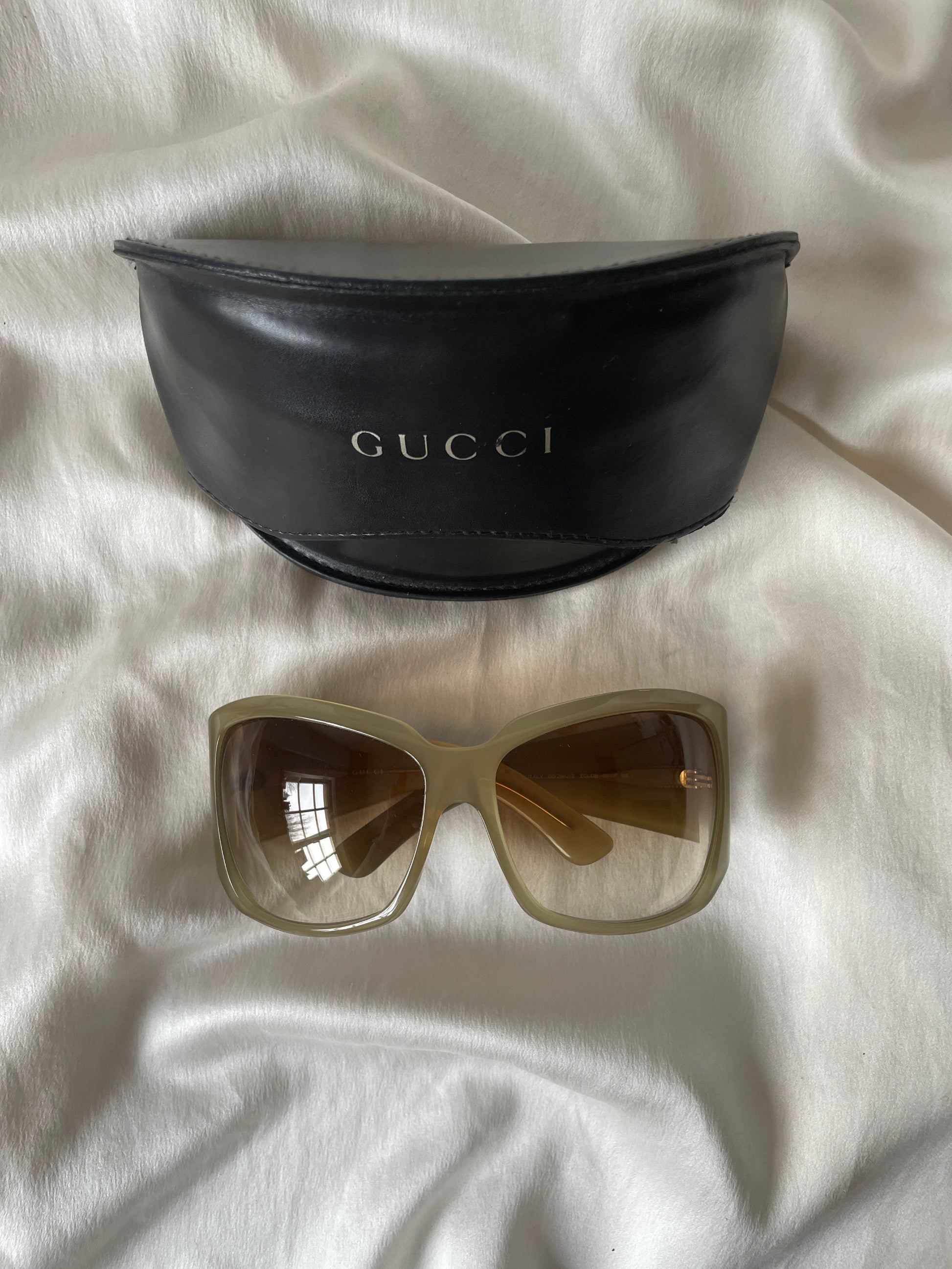 Gucci 2000s horsebit sunglasses