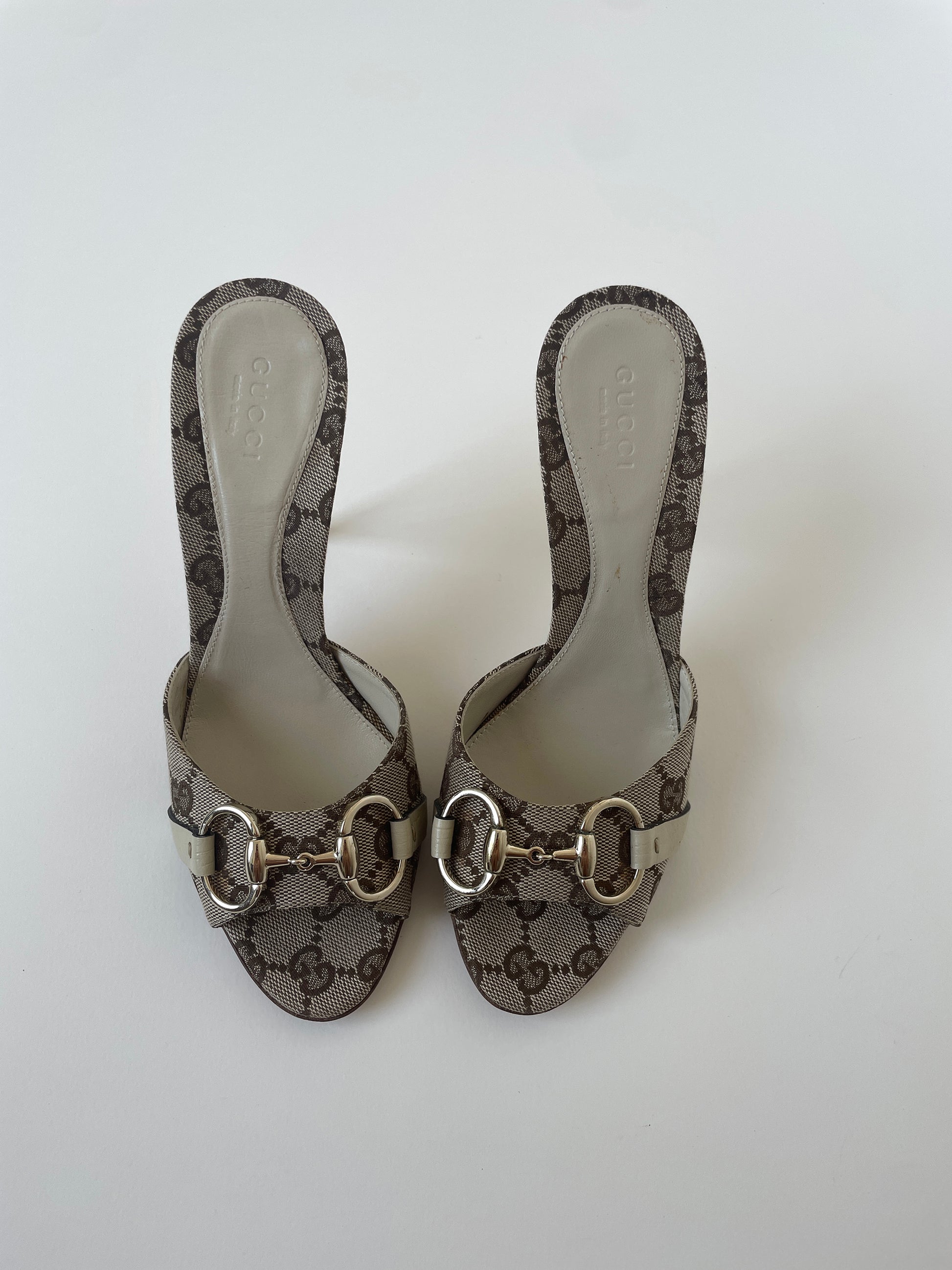 Vintage 2000s Gucci by Tom Ford iconic horsebit monogram sandals in UNWORN condition.