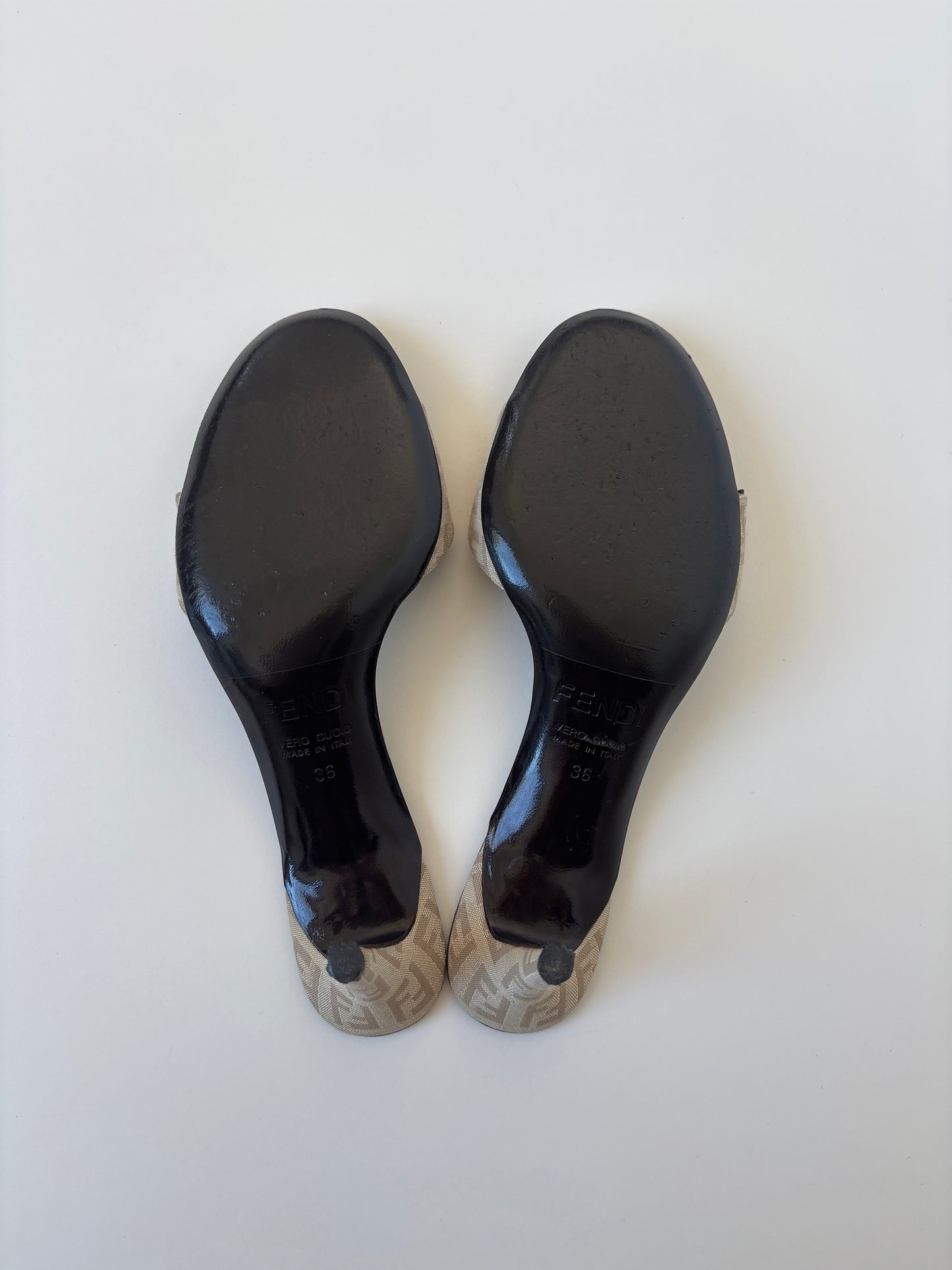 Fendi 2000s beige monogram kitten heels (EU 36 / US 5.5)