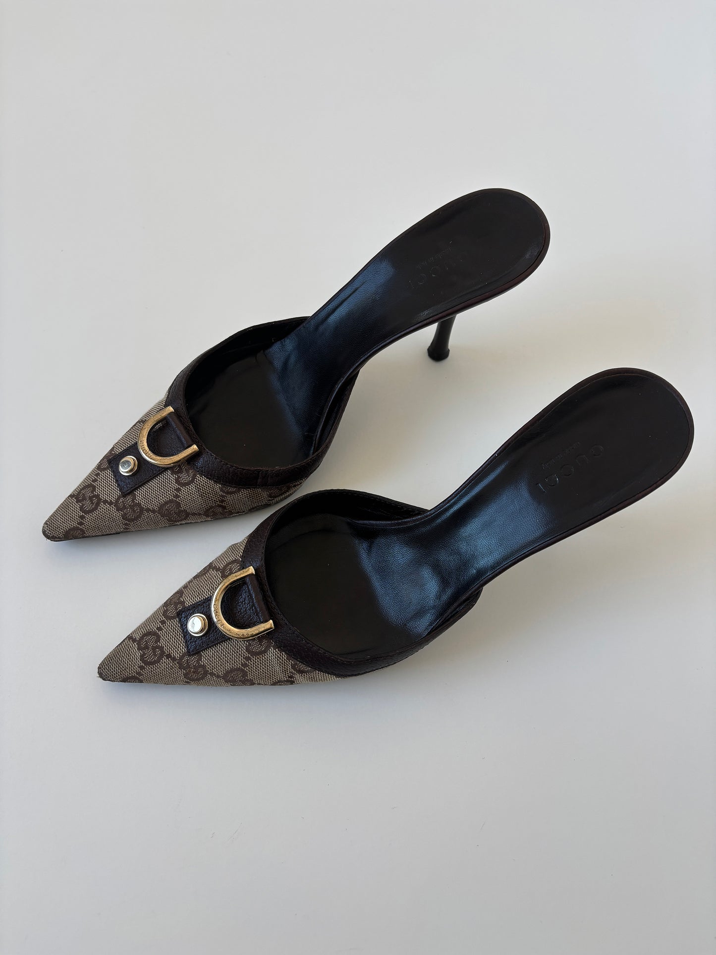 Vintage Gucci by Tom Ford 2000s brown/ beige D-ring monogram mules