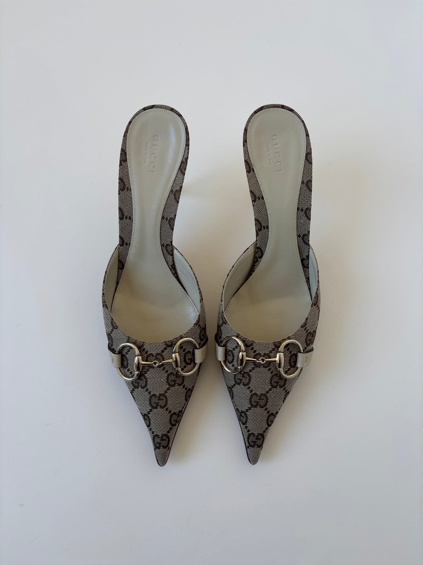 Vintage Gucci by Tom Ford 2000s iconic beige monogram horsebit kitten heel mules