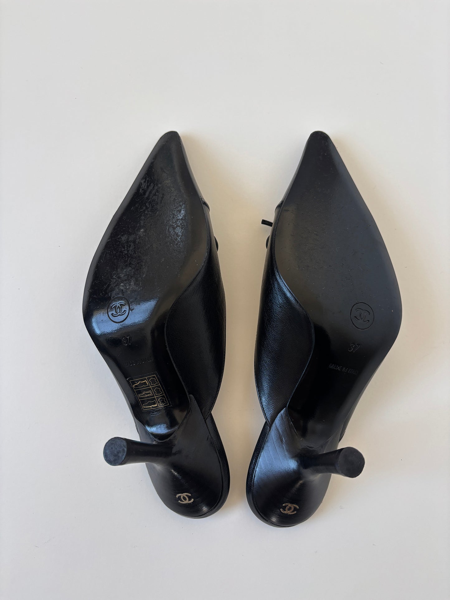 Chanel by Karl Lagerfeld 2000s iconic CC black bow mules (EU 37 / US 6.5)