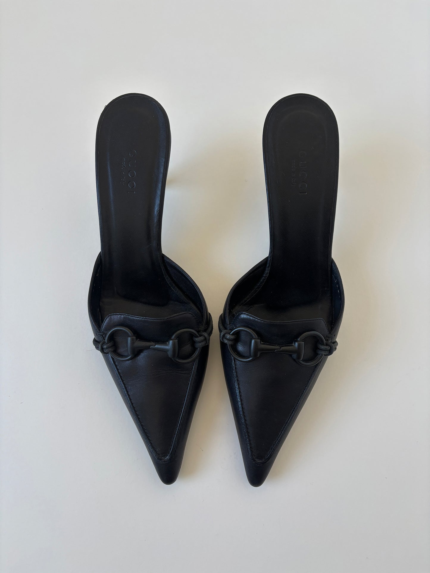 Vintage Gucci by Tom Ford 1990s iconic black minimalistic horsebit kitten heel mules