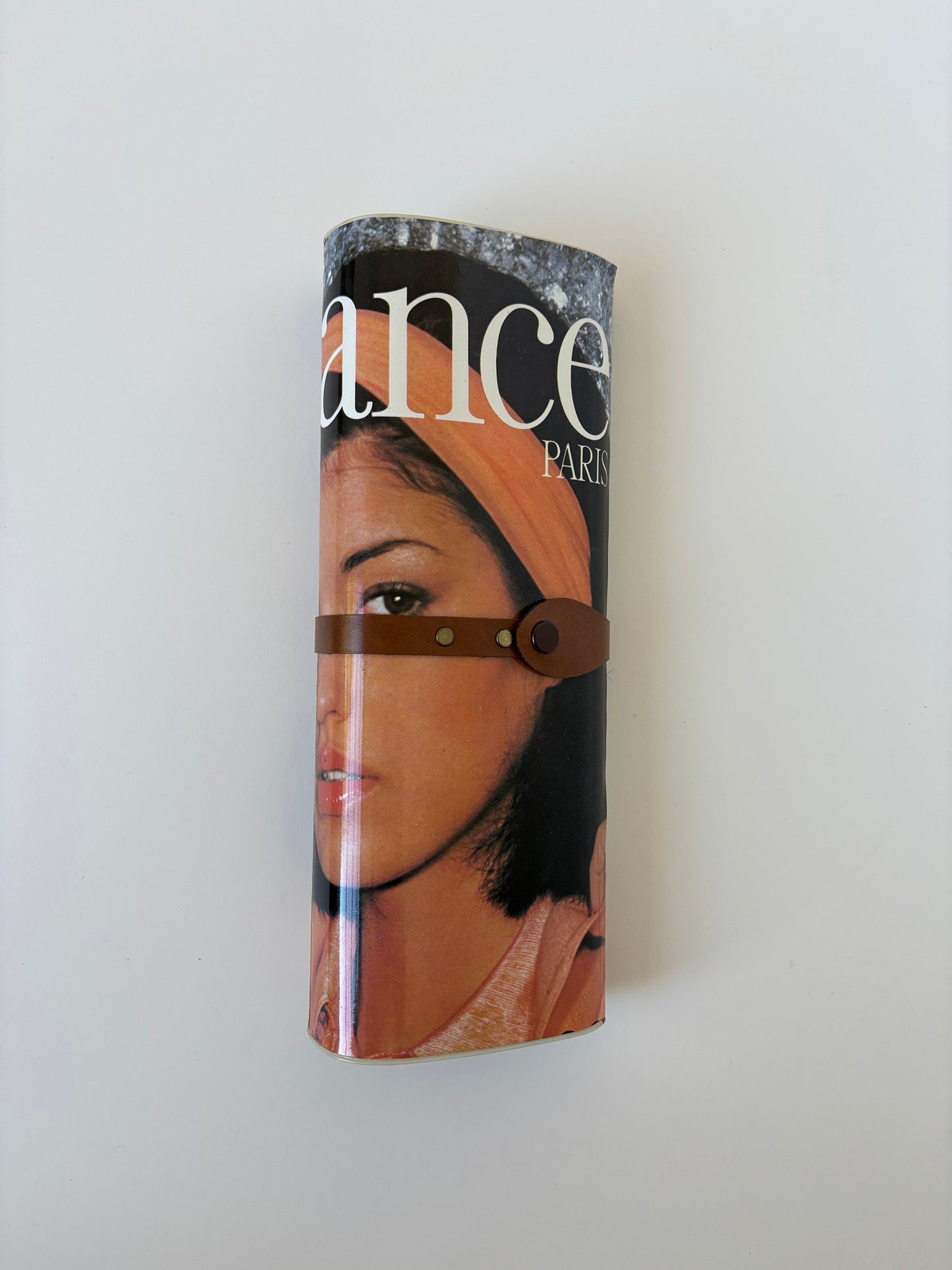 Vintage 70s magazine clutch "ELEGANCE"