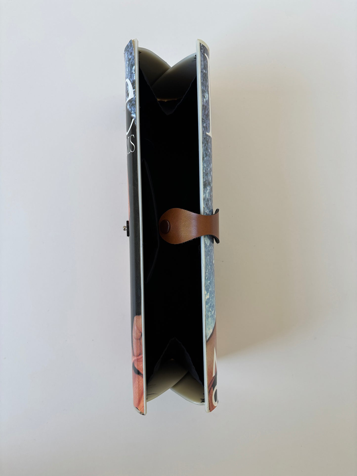 Vintage 70s magazine clutch "ELEGANCE"