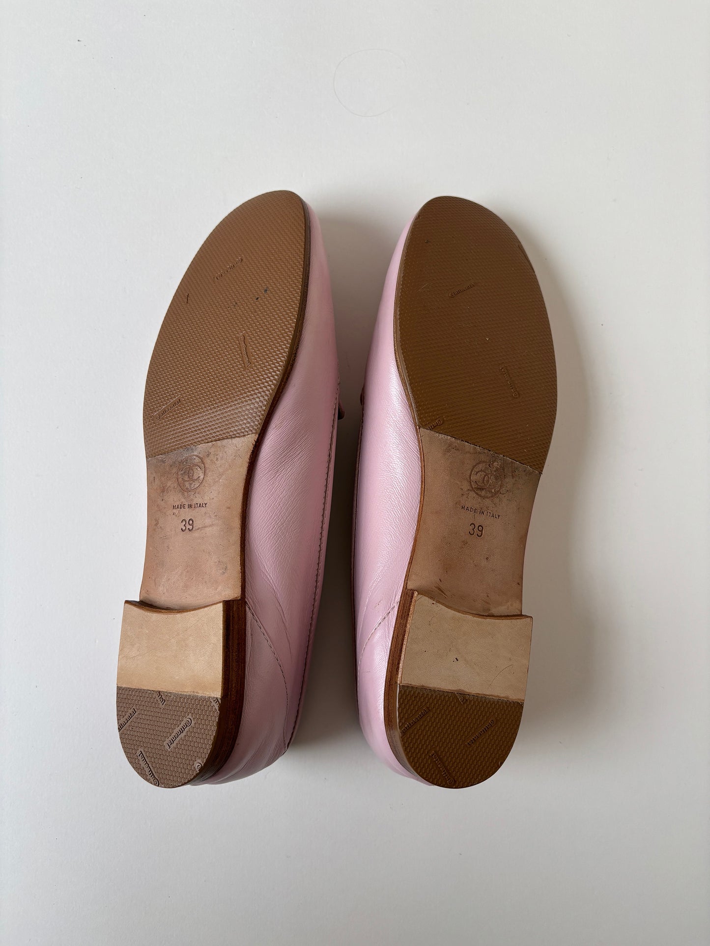 Chanel by Karl Lagerfeld 1990s iconic CC pink loafer (EU 39 / US 8.5)