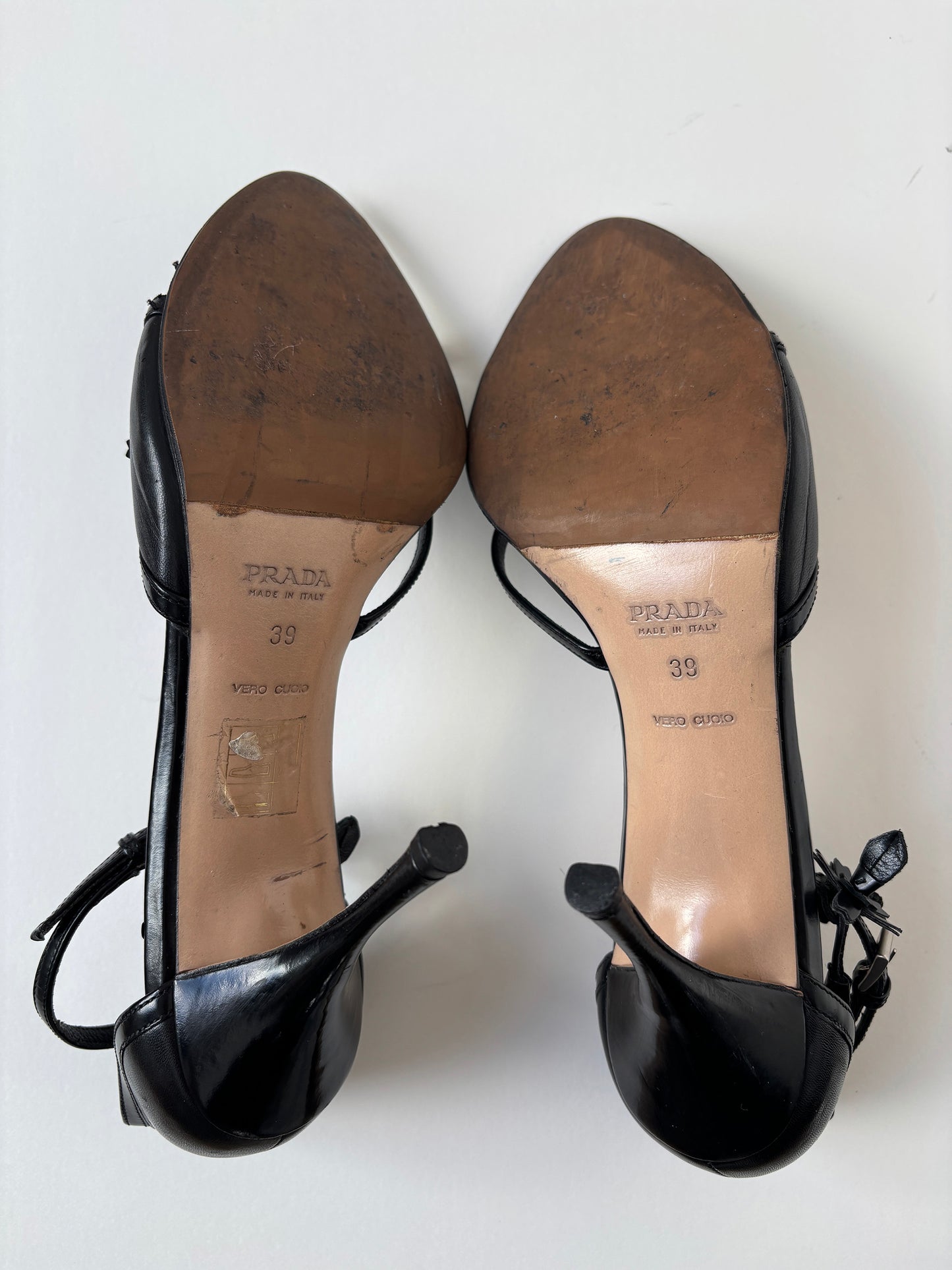 Prada 2000s black floral heels (EU 39 / US 8.5)