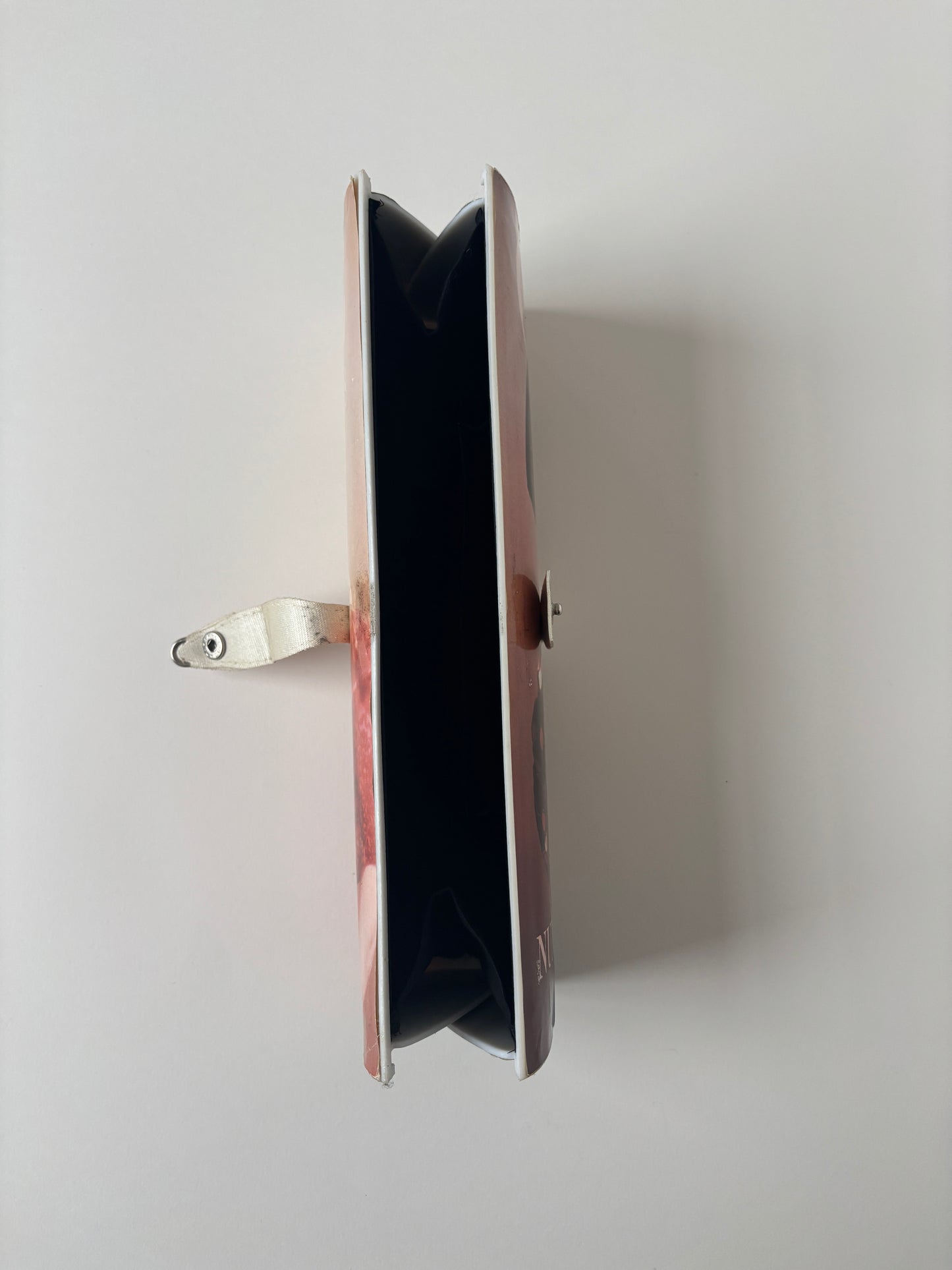 Vintage 70s magazine clutch "CHERIE"