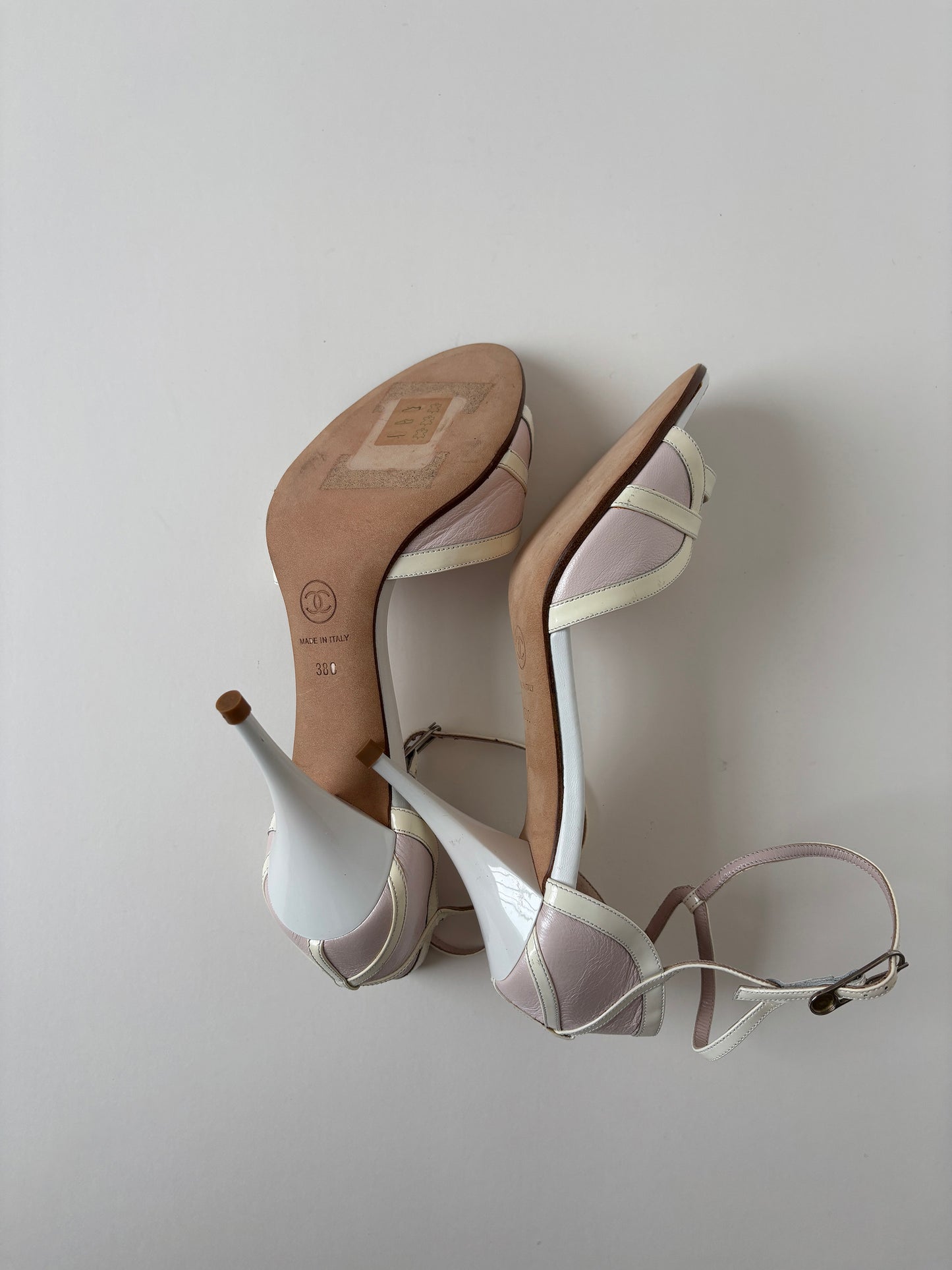 Chanel 2000s by Karl Lagerfeld pearly pink heels UNWORN (EU 38 / US 7.5)