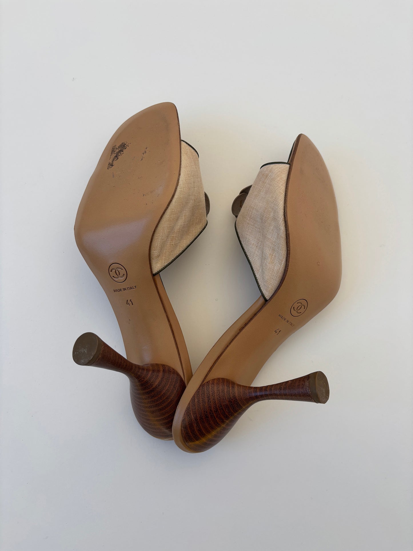 Chanel 1990s by Karl Lagerfeld beige floral roses sandal heels UNWORN (EU 41 / US 10.5)