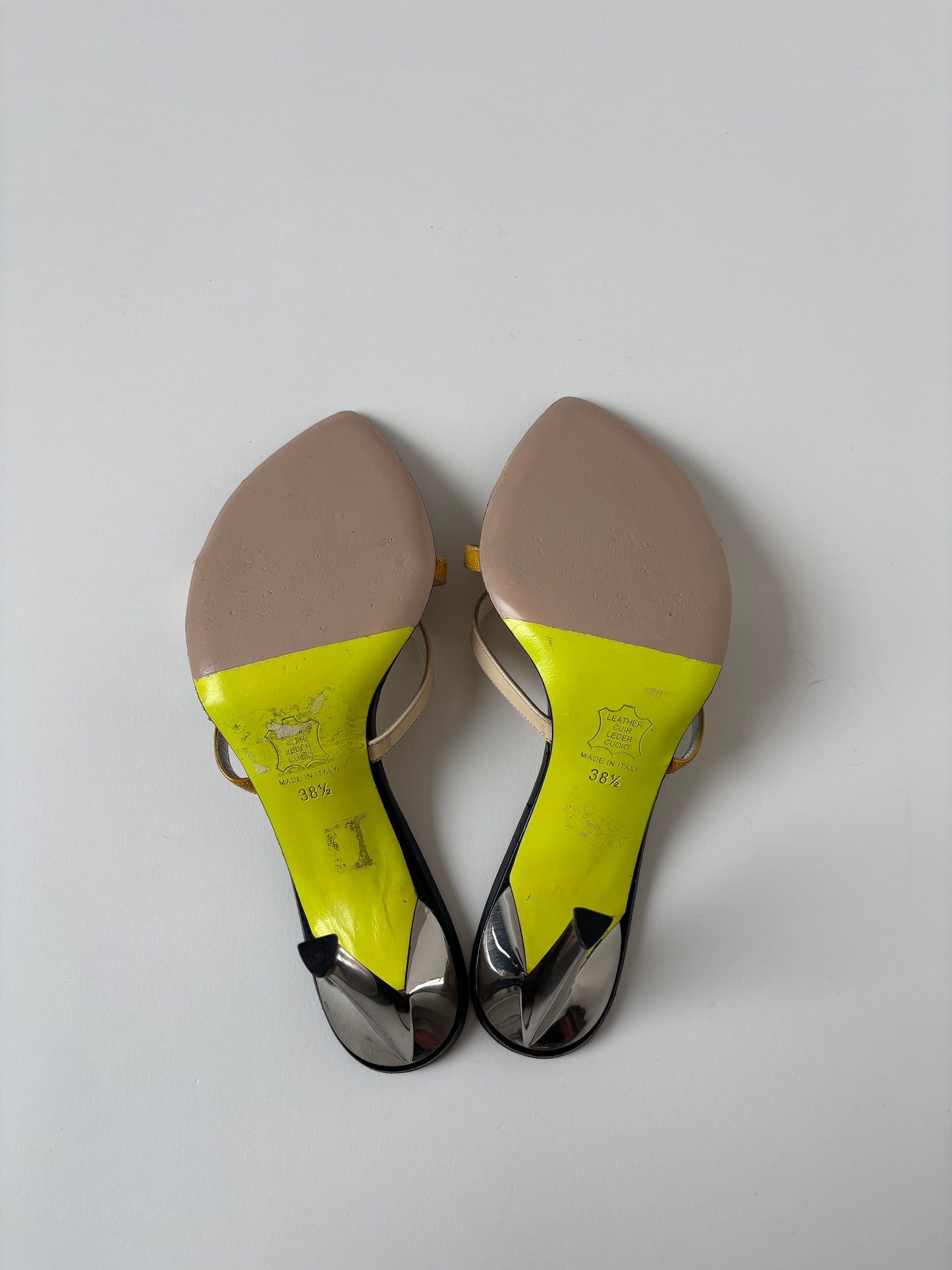 Emilio Pucci 2000s logo charm heels (EU 38,5 / US 8)