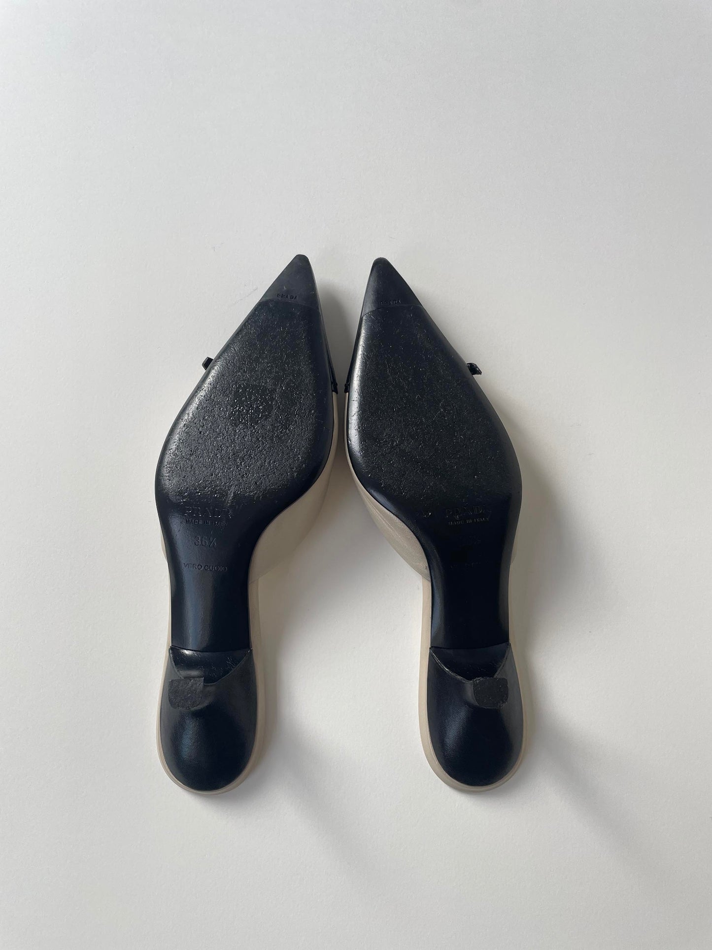 Prada 2000s ivory tiny buckle two tone kitten heel mules (EU 36,5 / US 6)