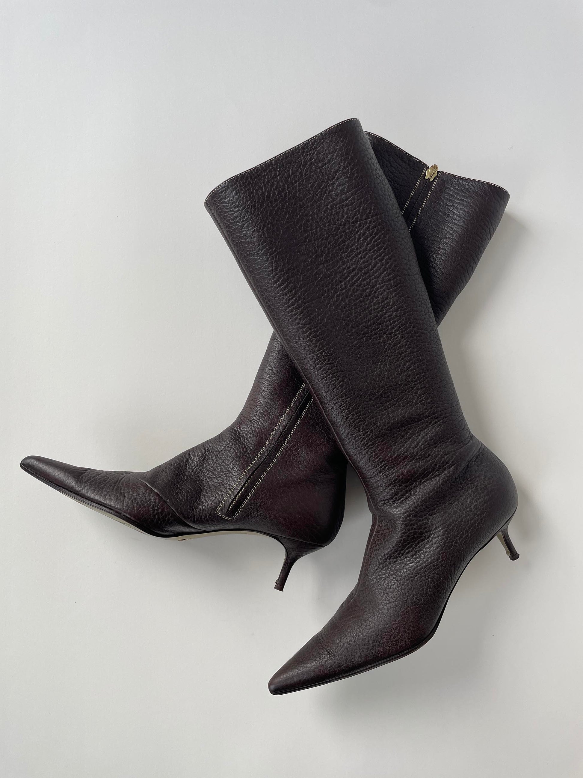 Vintage Dolce & Gabbana  brown kitten heel boots