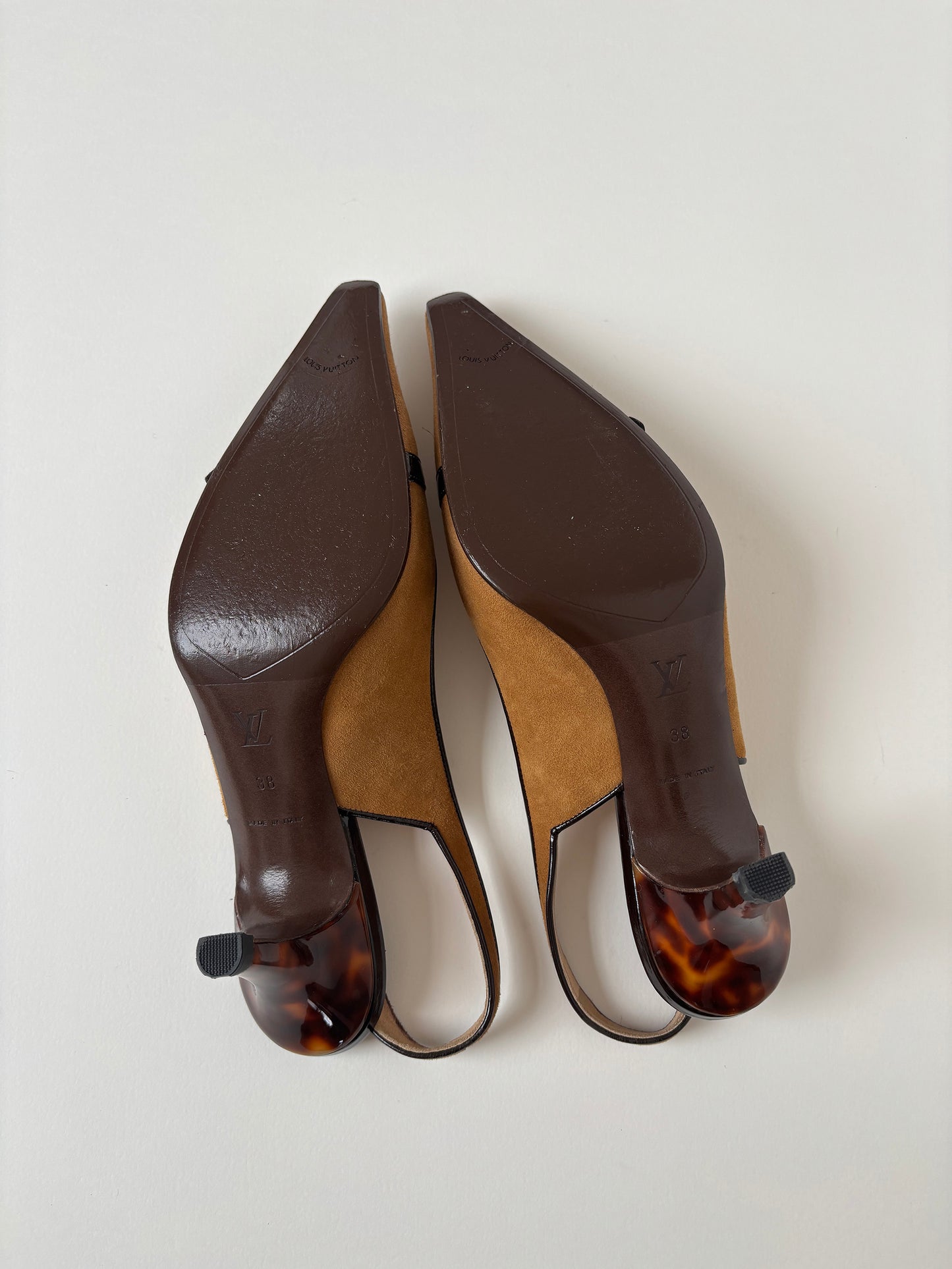 Louis Vuitton 2000s tan suede tortoise flower sling back heels (EU 38 / US 7.5)
