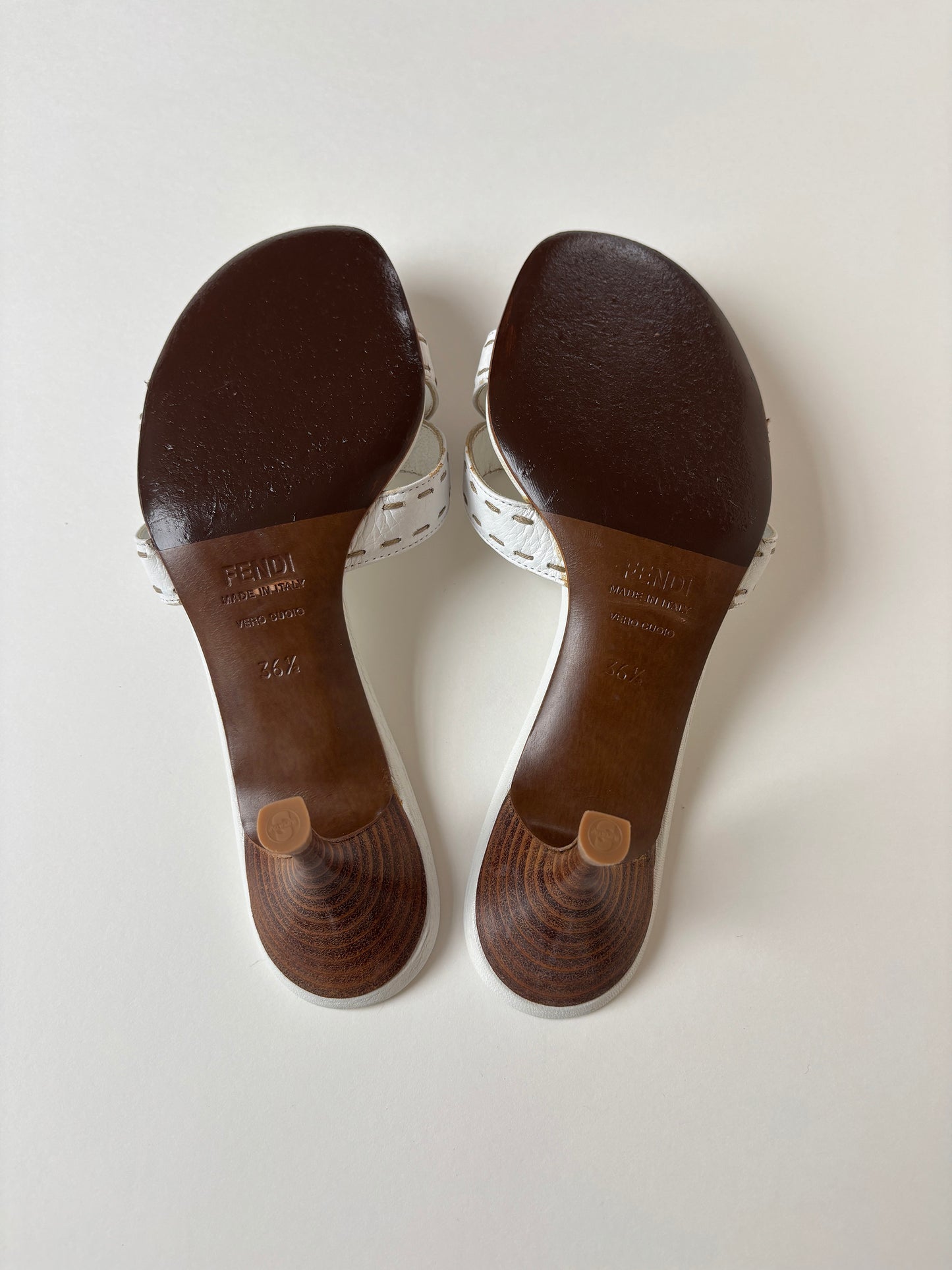 Fendi 2000s white logo kitten heels (EU 36,5 / US 6)