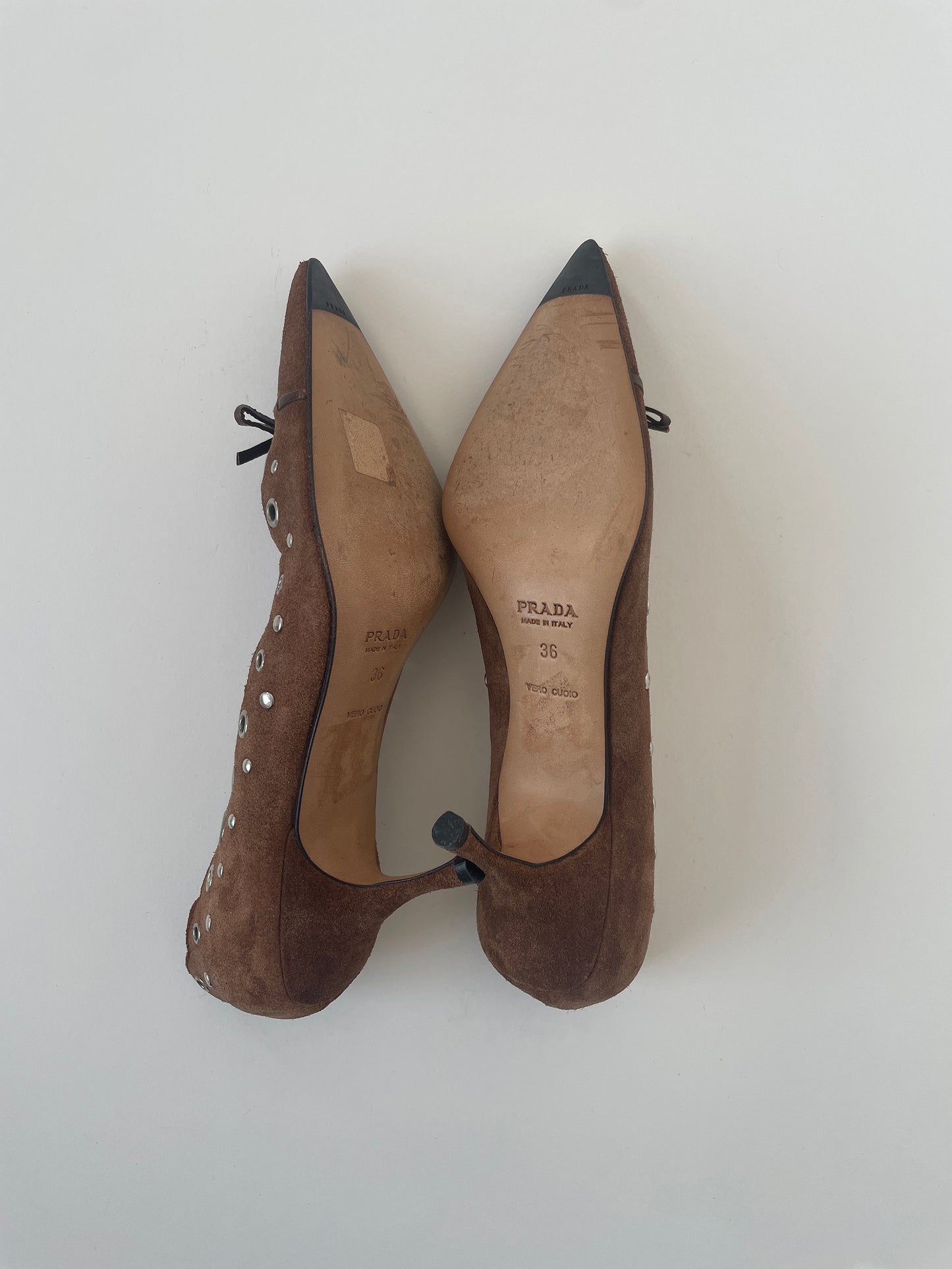 Prada 2000s suede brown eyelet bow heels (EU 36 / US 5.5)