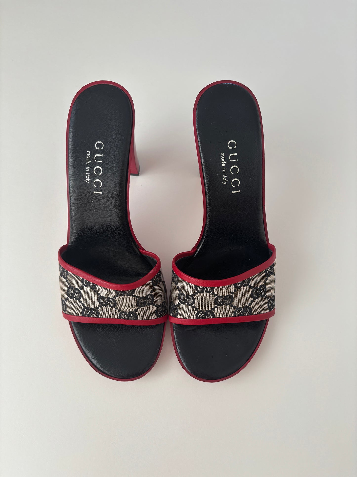 Gucci 2000s by Tom Ford red monogram block heels (EU 38,5 / US 8)