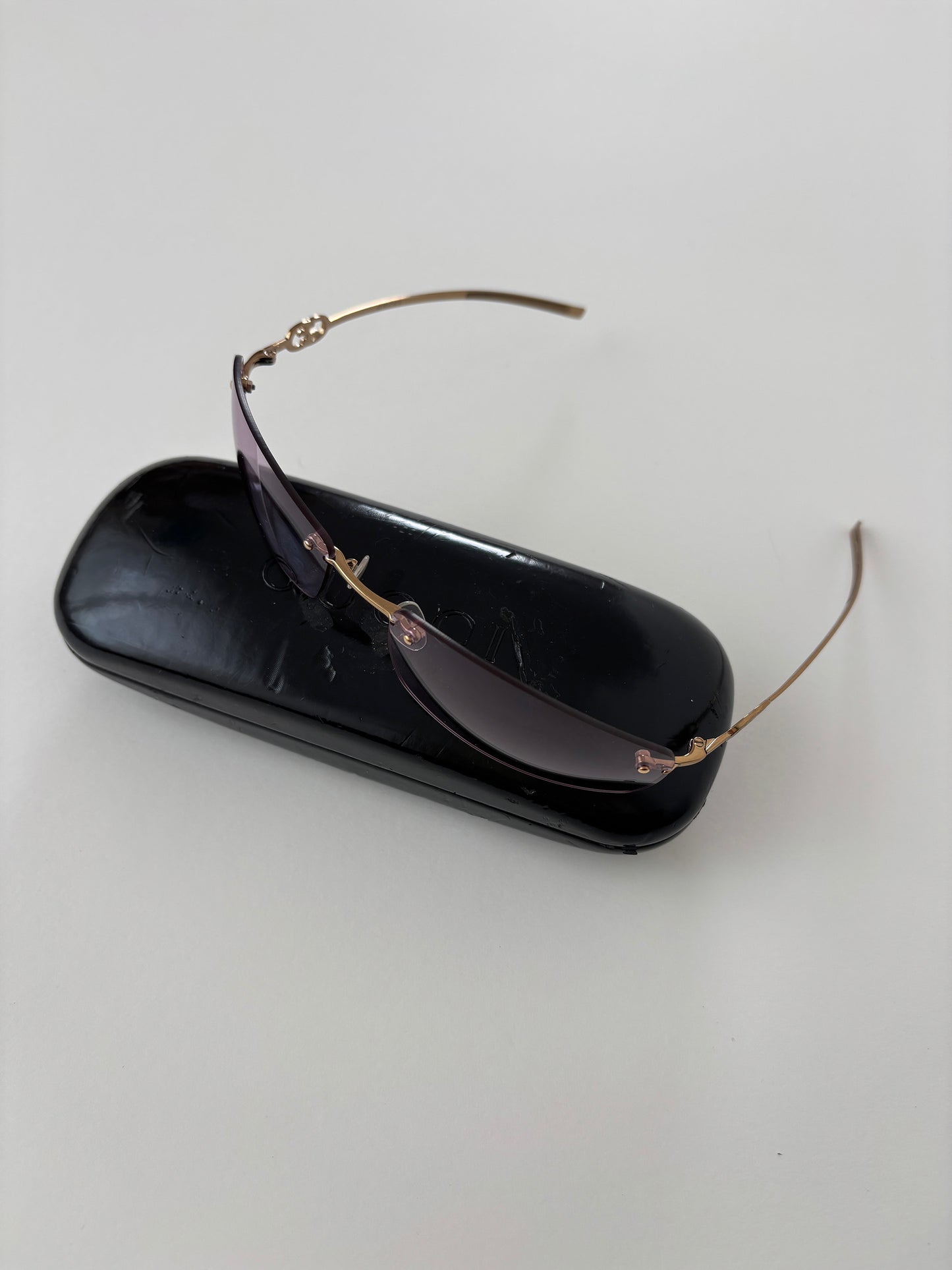 Gucci by Tom Ford 1990s pink frameless shield sunglasses