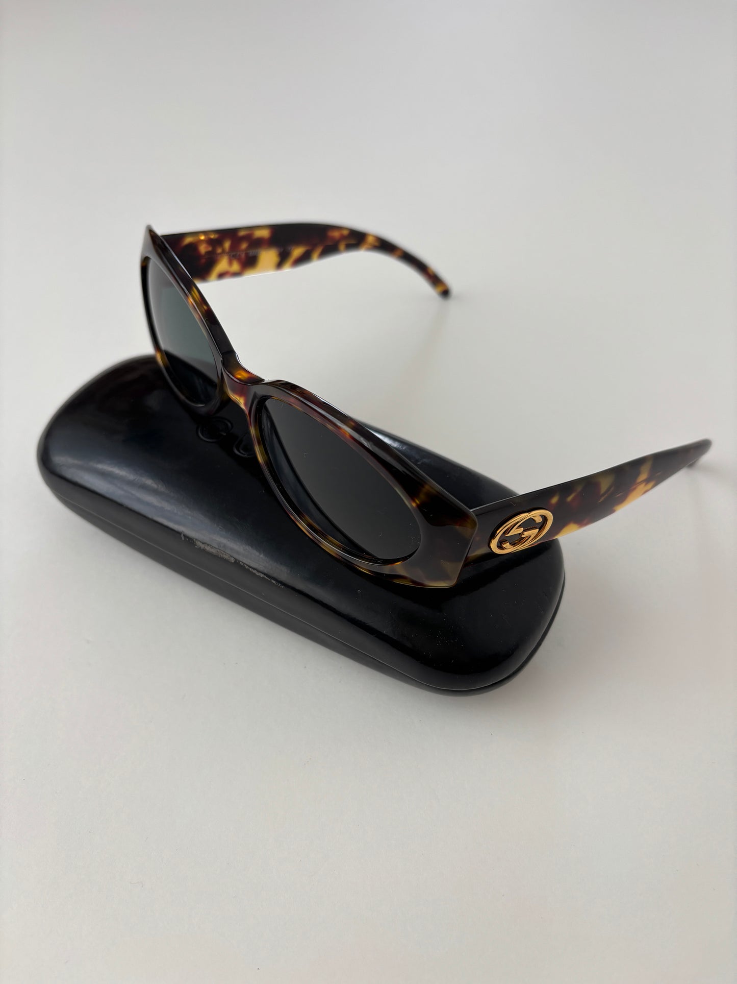 Gucci by Tom Ford 1990s tortoise interlocking sunglasses