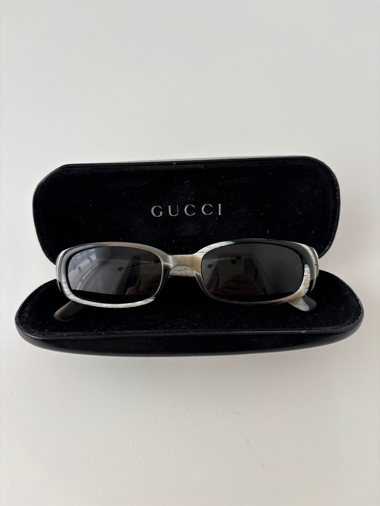 Gucci by Tom Ford 1990s black and white horn slim sunglasses