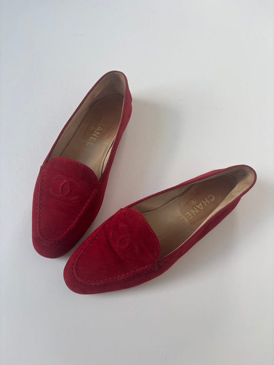 Chanel by Karl Lagerfeld 1990s iconic CC red suede loafer (EU 38 / US 7.5)