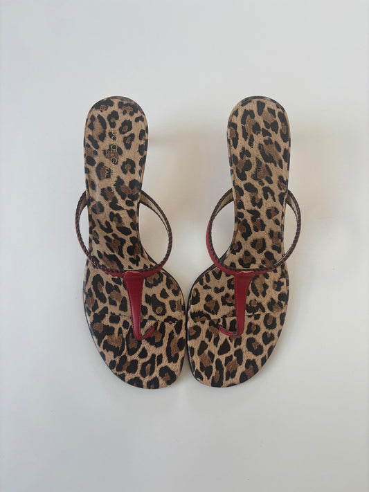 Dolce & Gabanna 2000s minimalistic leopard thong kitten heels (EU 37,5 / US 7)