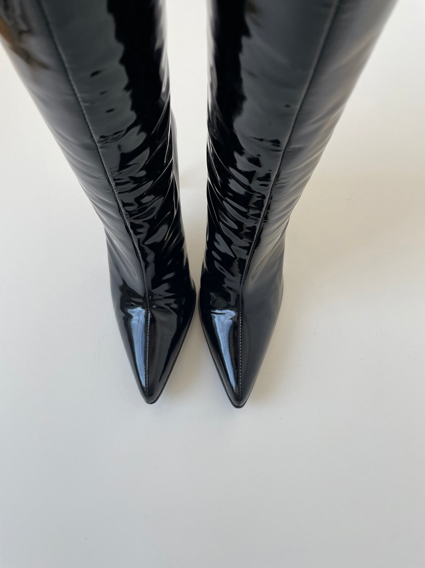 Vintage Gucci by Tom Ford iconic F/W 1997s black patent leather runway boots