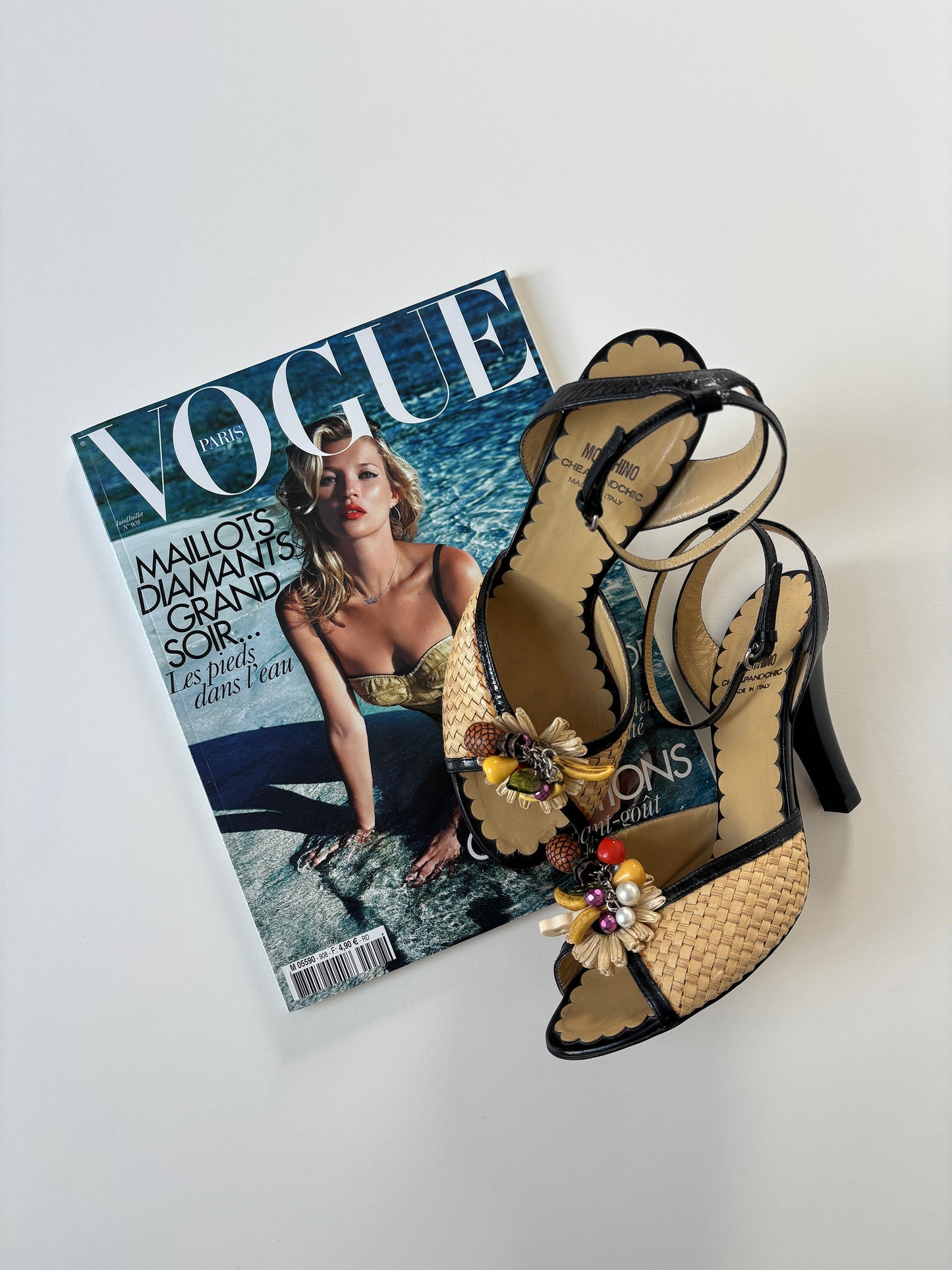 Moschino 2000s raffia fruits heels (EU 38 / US 7.5)