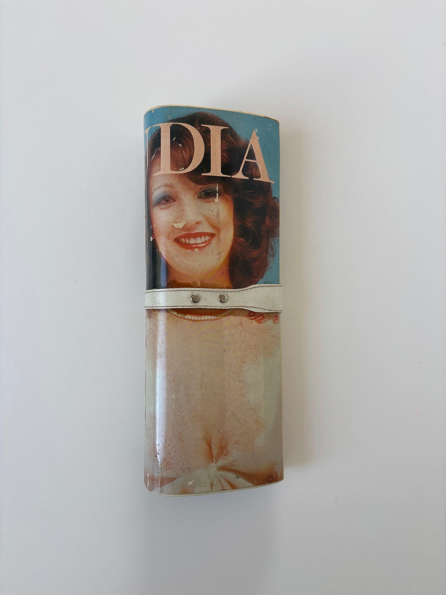 Vintage 70s magazine clutch "CLAUDIA"