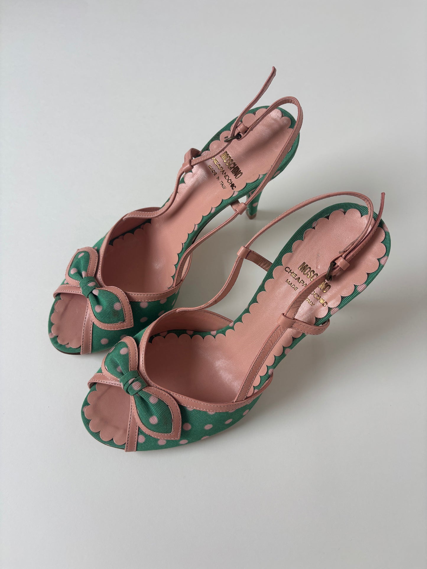 Moschino 2000s pink polka dot bow heels (EU 37,5 / US 7)