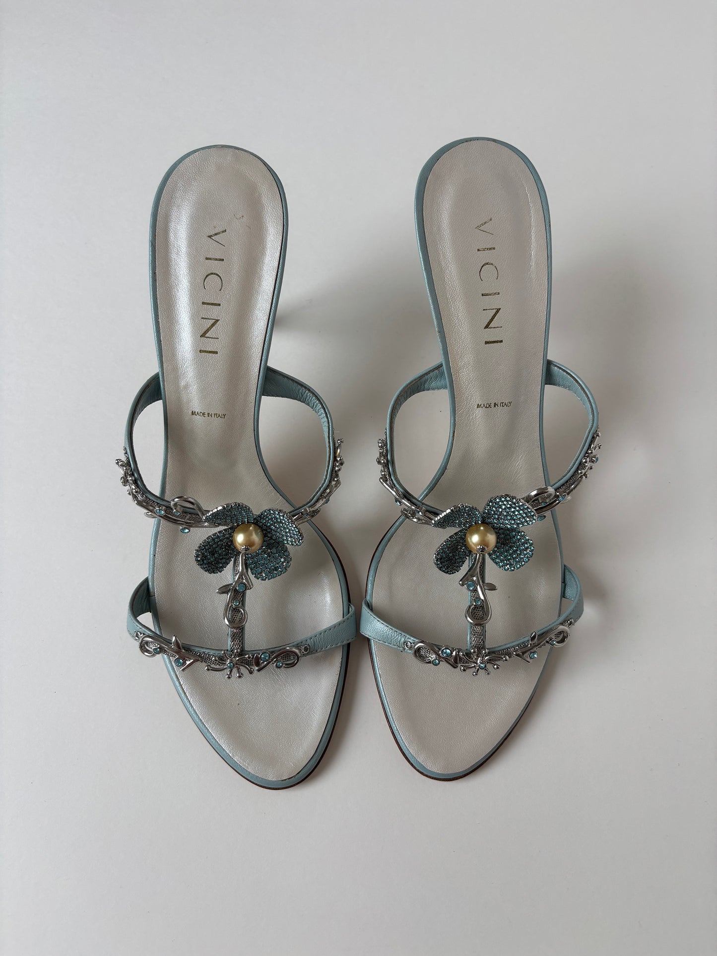 VICINI by Guiseppe Zanotti baby blue jewelry pearl heels (EU 40/ US 9.5)