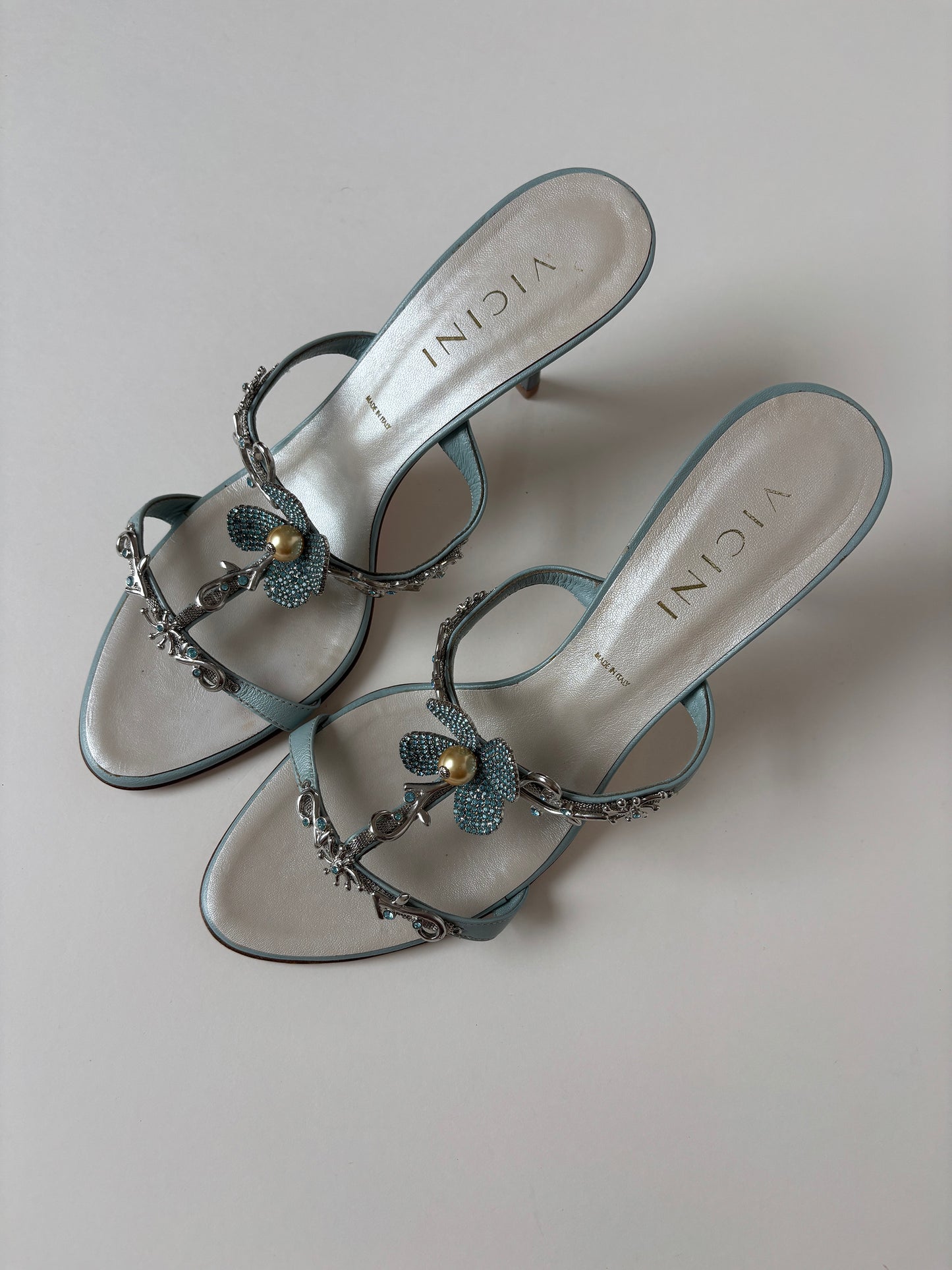 VICINI by Guiseppe Zanotti baby blue jewelry pearl heels (EU 40/ US 9.5)