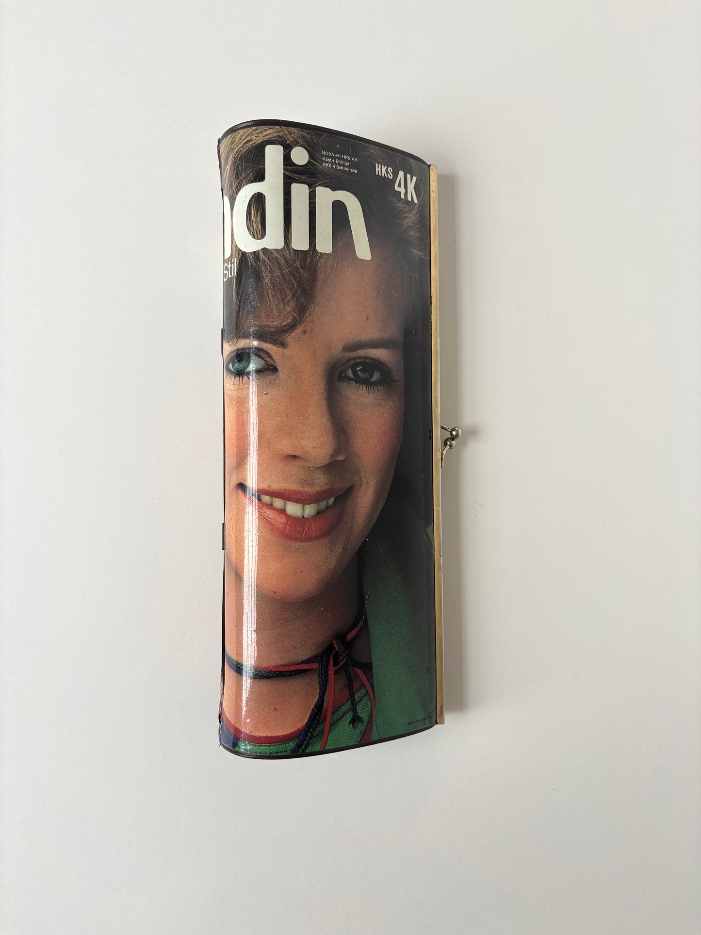 Vintage 70s magazine clutch "FREUNDIN"