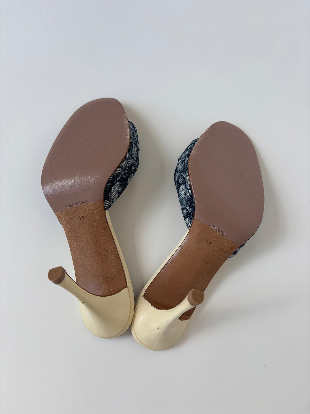 Christian Dior by John Galliano S/S 2003 iconic denim blue monogram lock key heels (EU 39 / US 8.5)