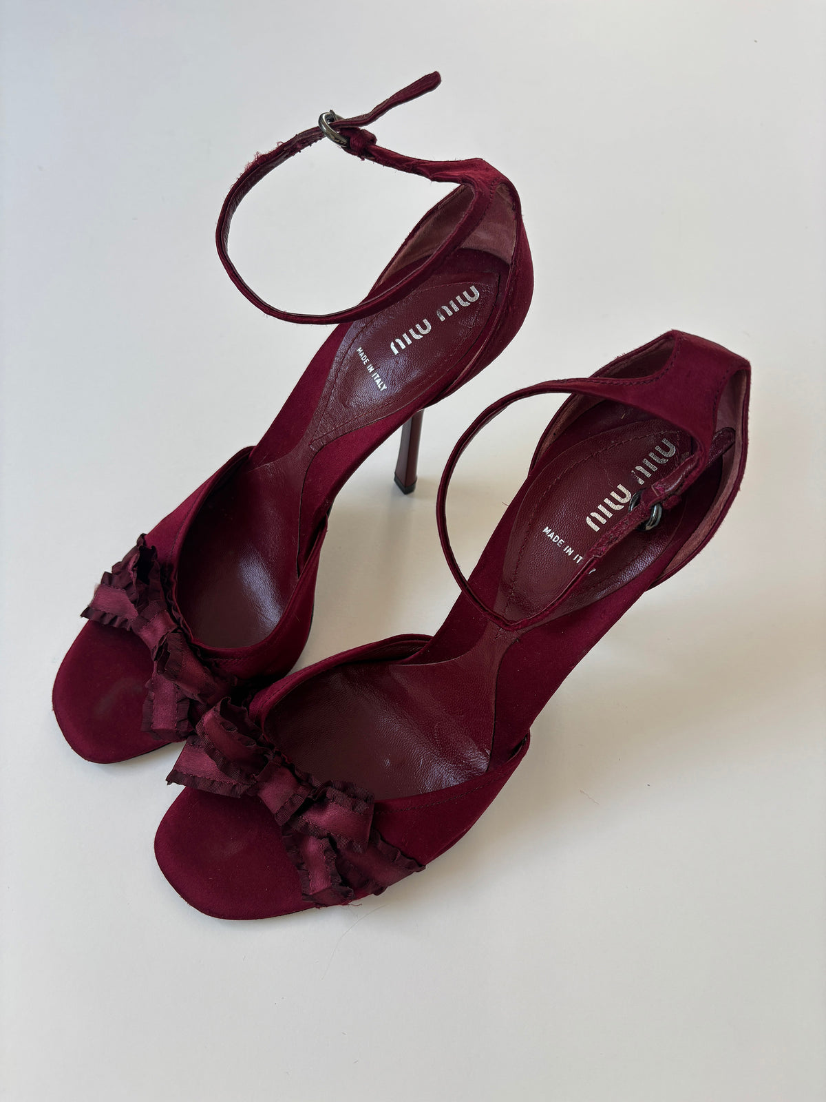 Miu Miu 2000s burgundy satin bow heels (EU 41 / US 10.5)