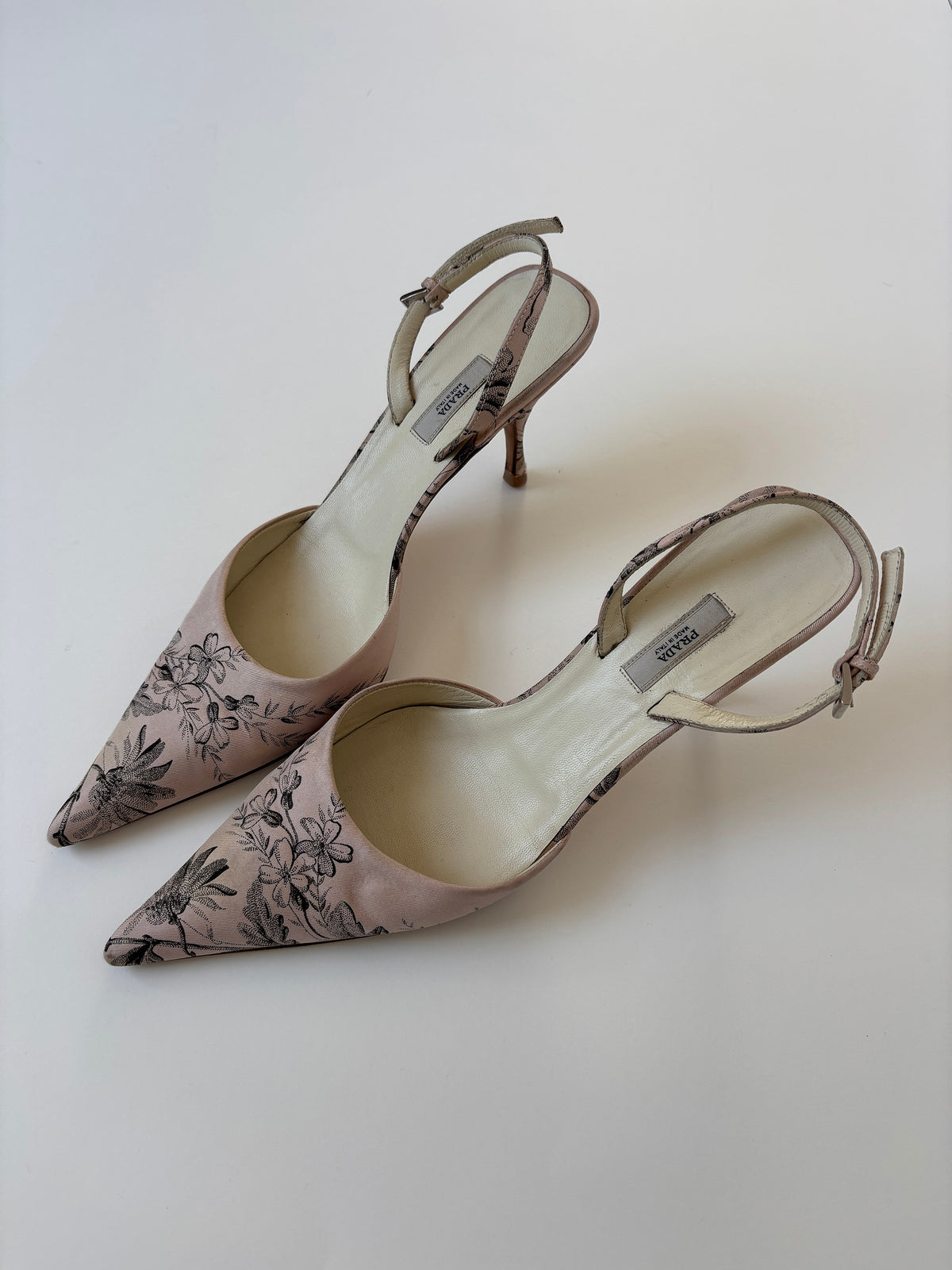 Prada 2000s light pink floral satin sling back heels (EU 40 / US 9.5)