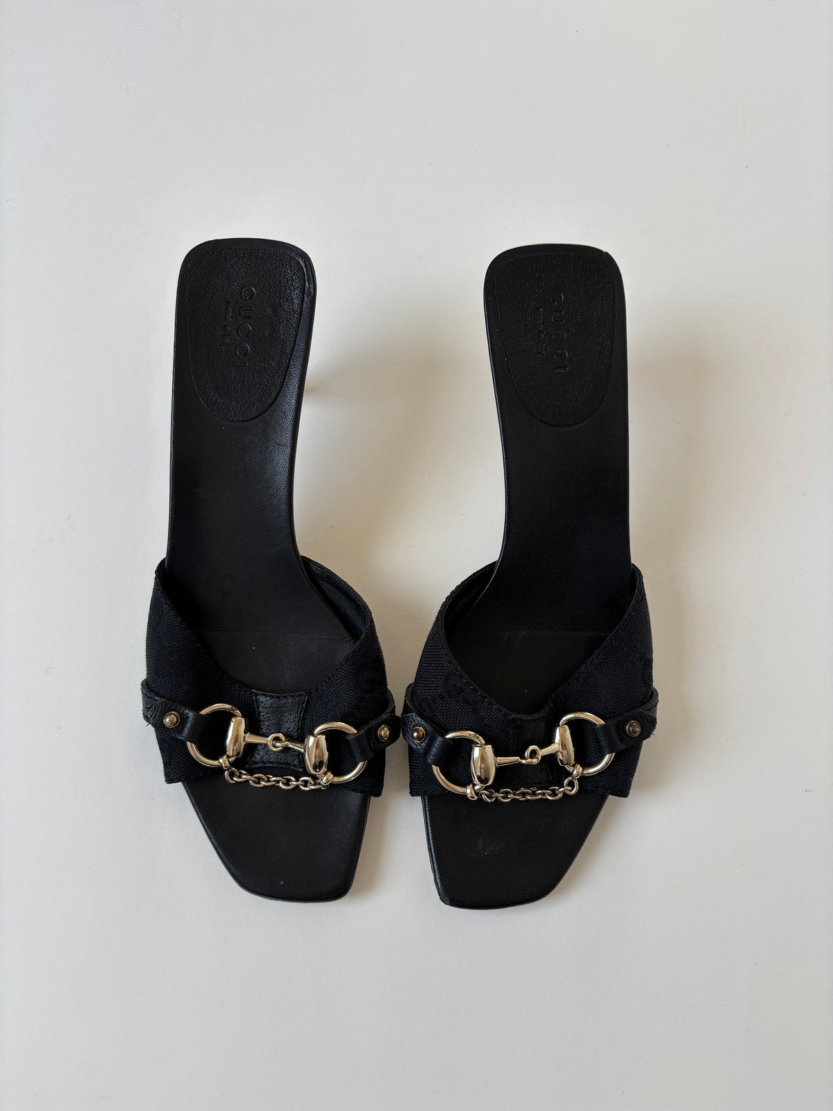 Gucci by Tom Ford 2000s black chain monogram kitten heels (EU 37 / US 6.5)