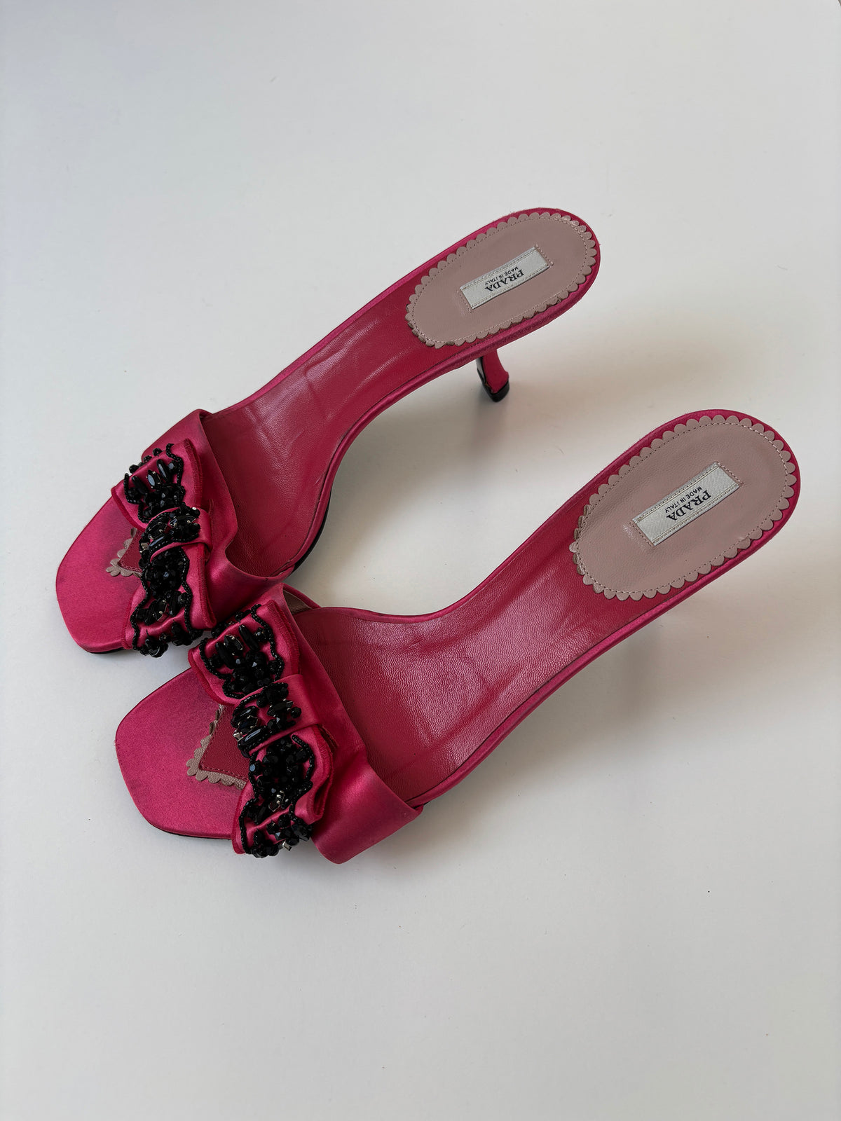 Prada 2000s pink satin bow kitten heels (EU 40 / US 9.5)