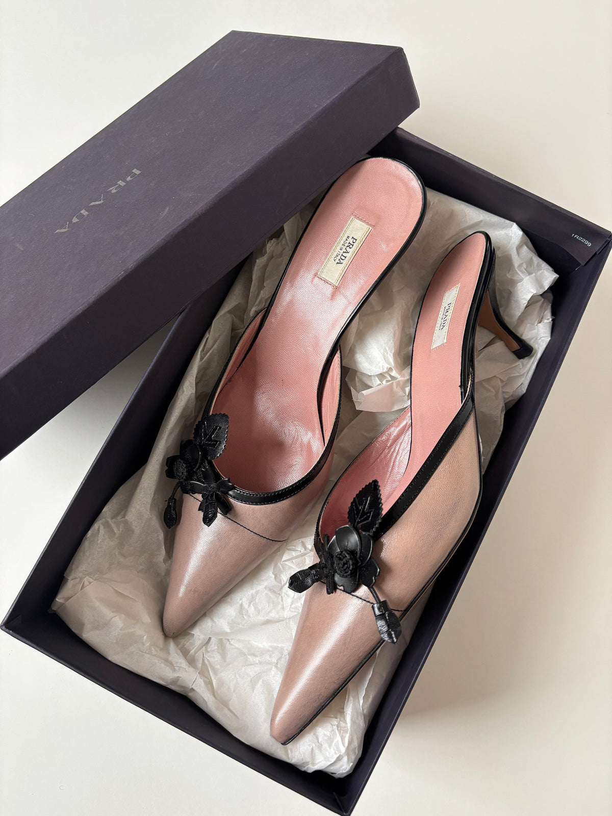 Prada 2000s dusty pink floral mules UNWORN (EU 37 / US 6.5)